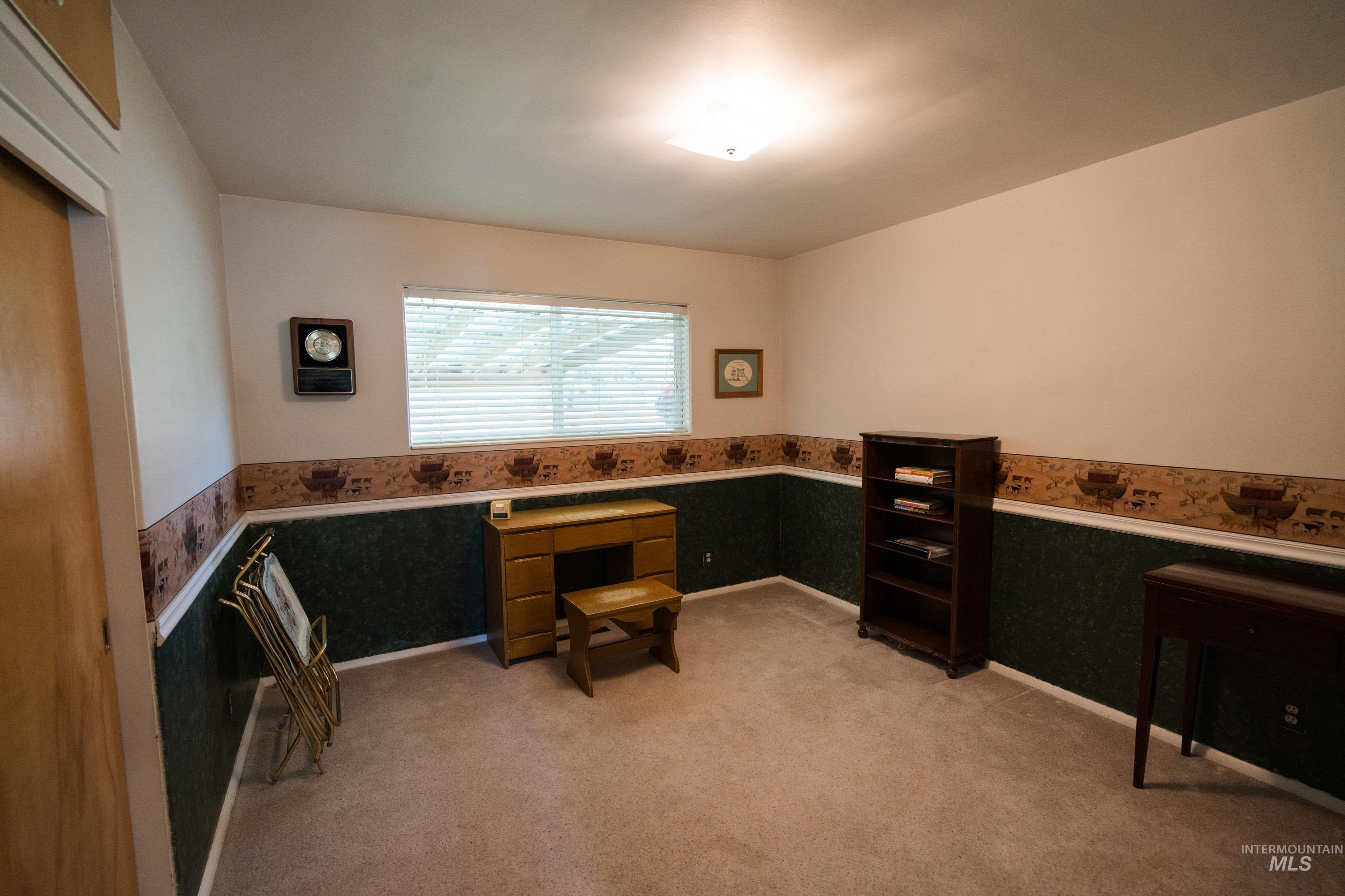 1142 Link Street Property Photo 16