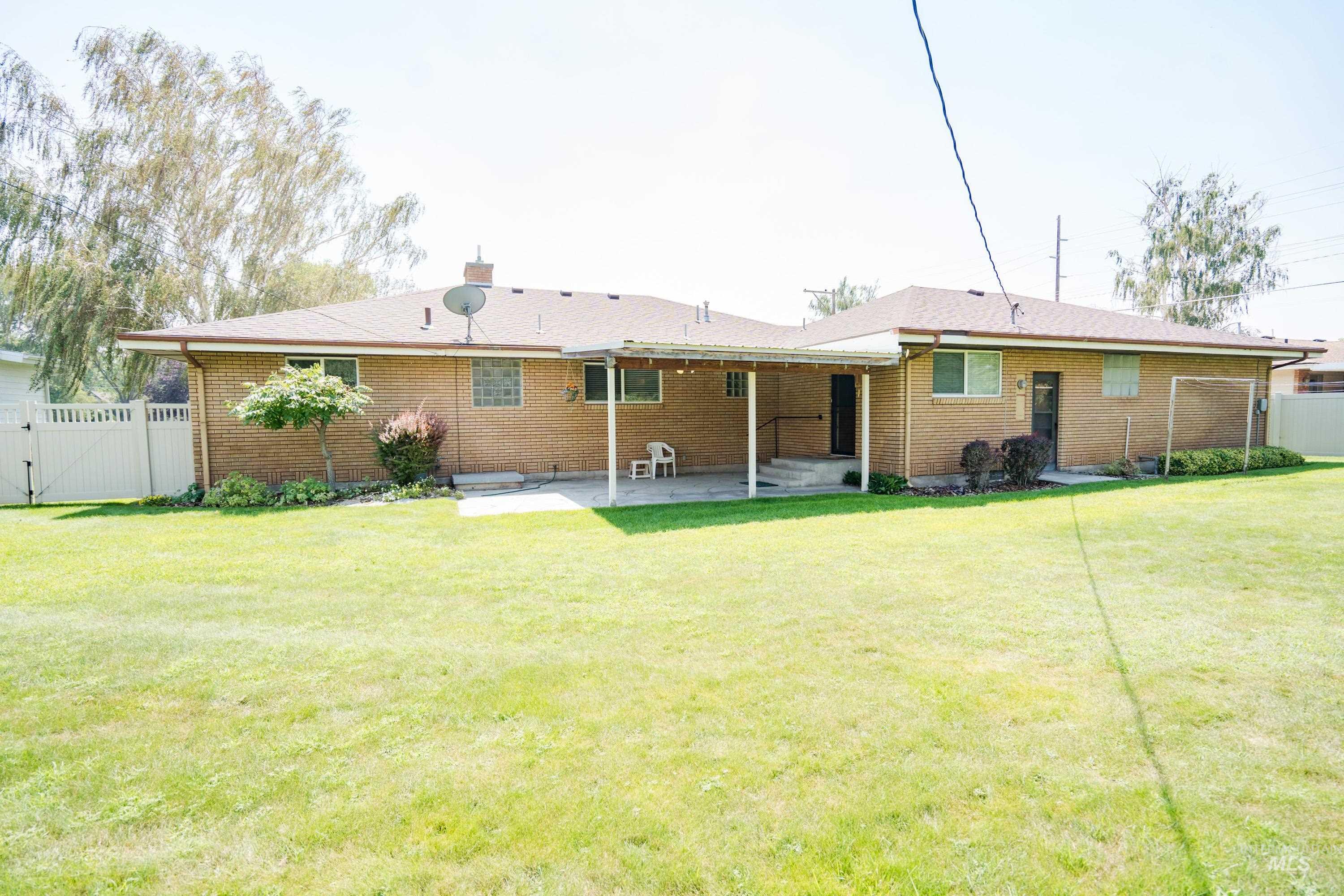 1142 Link Street Property Photo 24