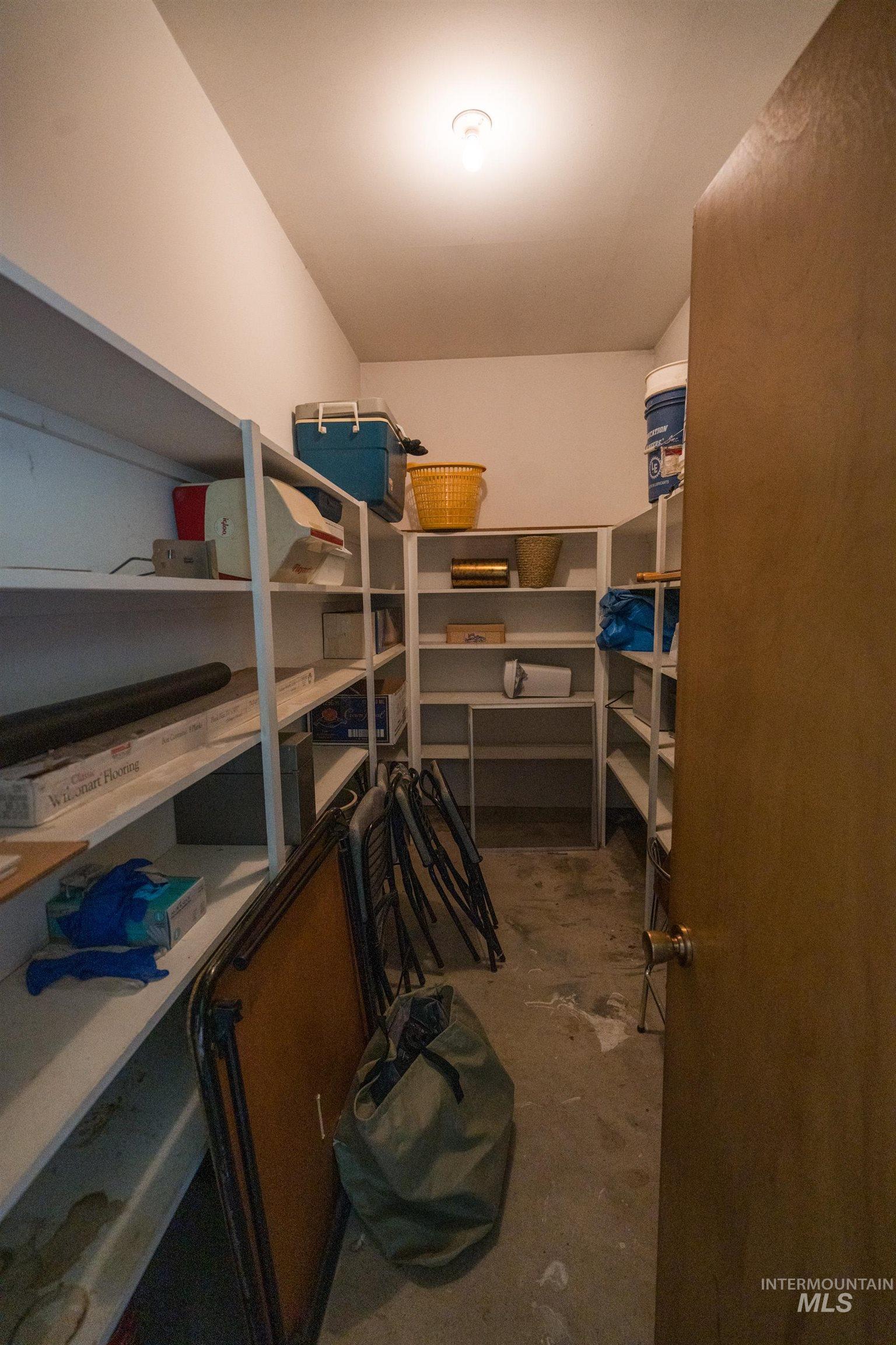 1142 Link Street Property Photo 26