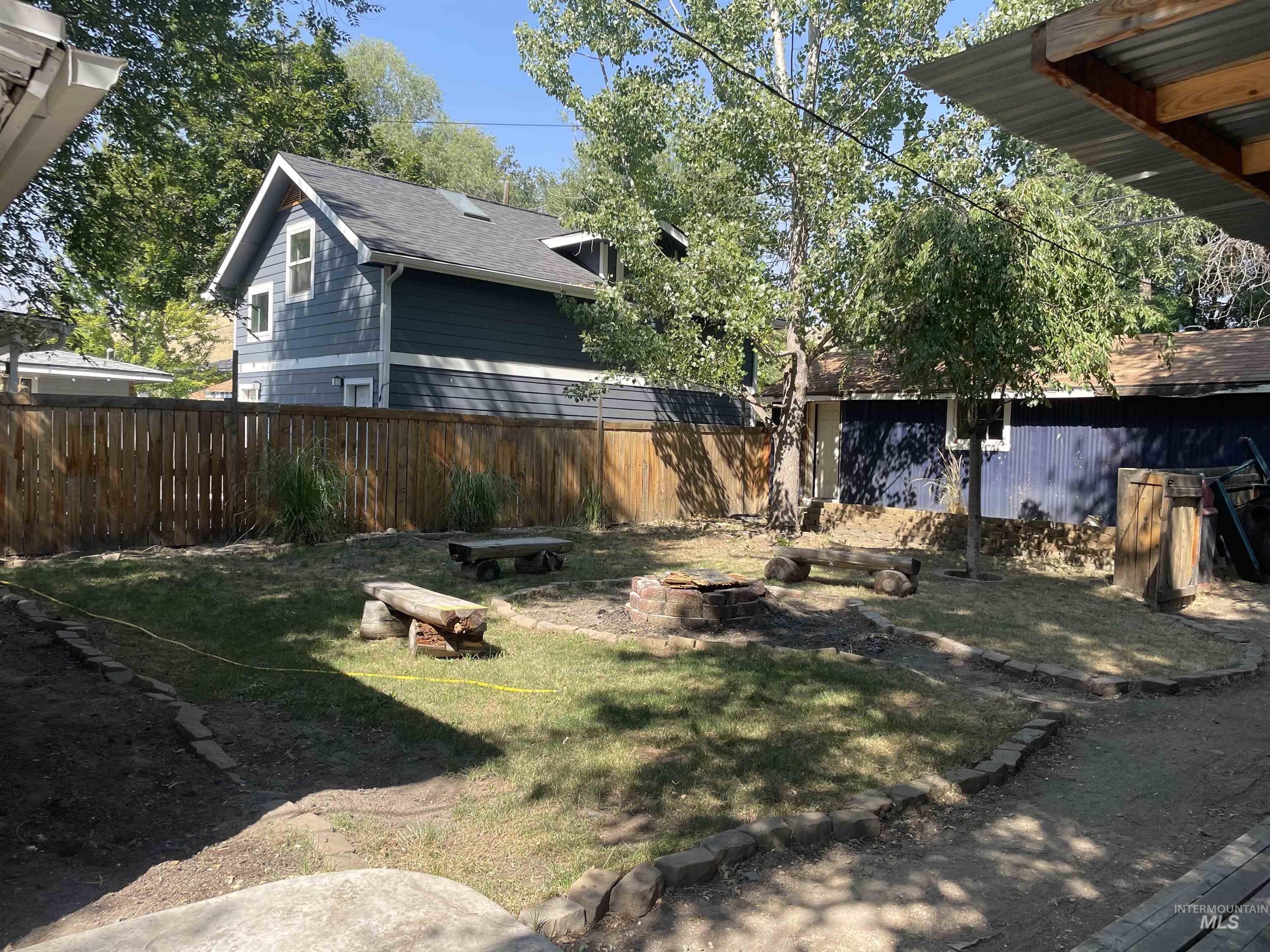 1812 N 14th Property Photo 13