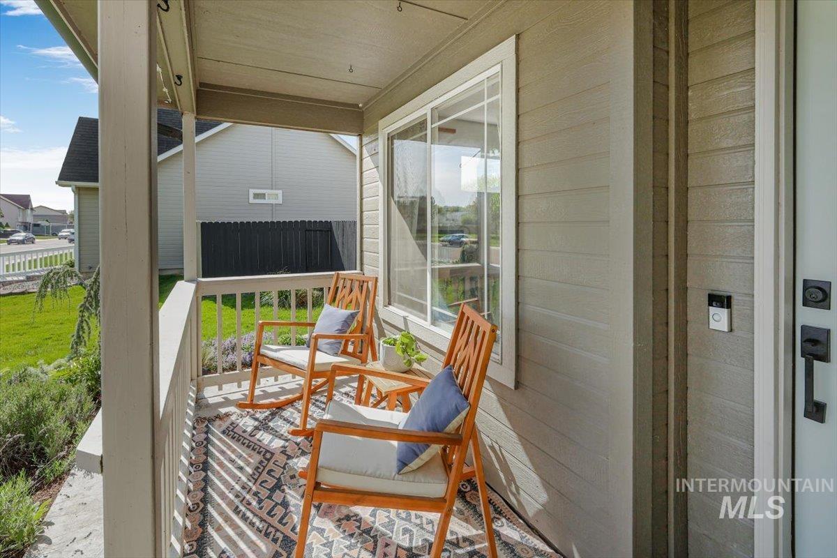 16451 Rainbow Drive Property Photo 4