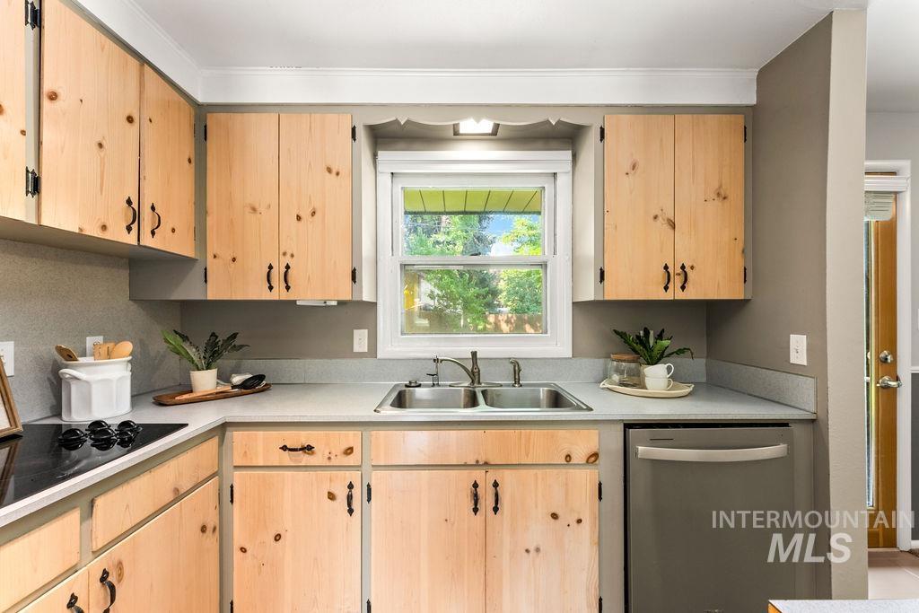1817 Palouse St Property Photo 15