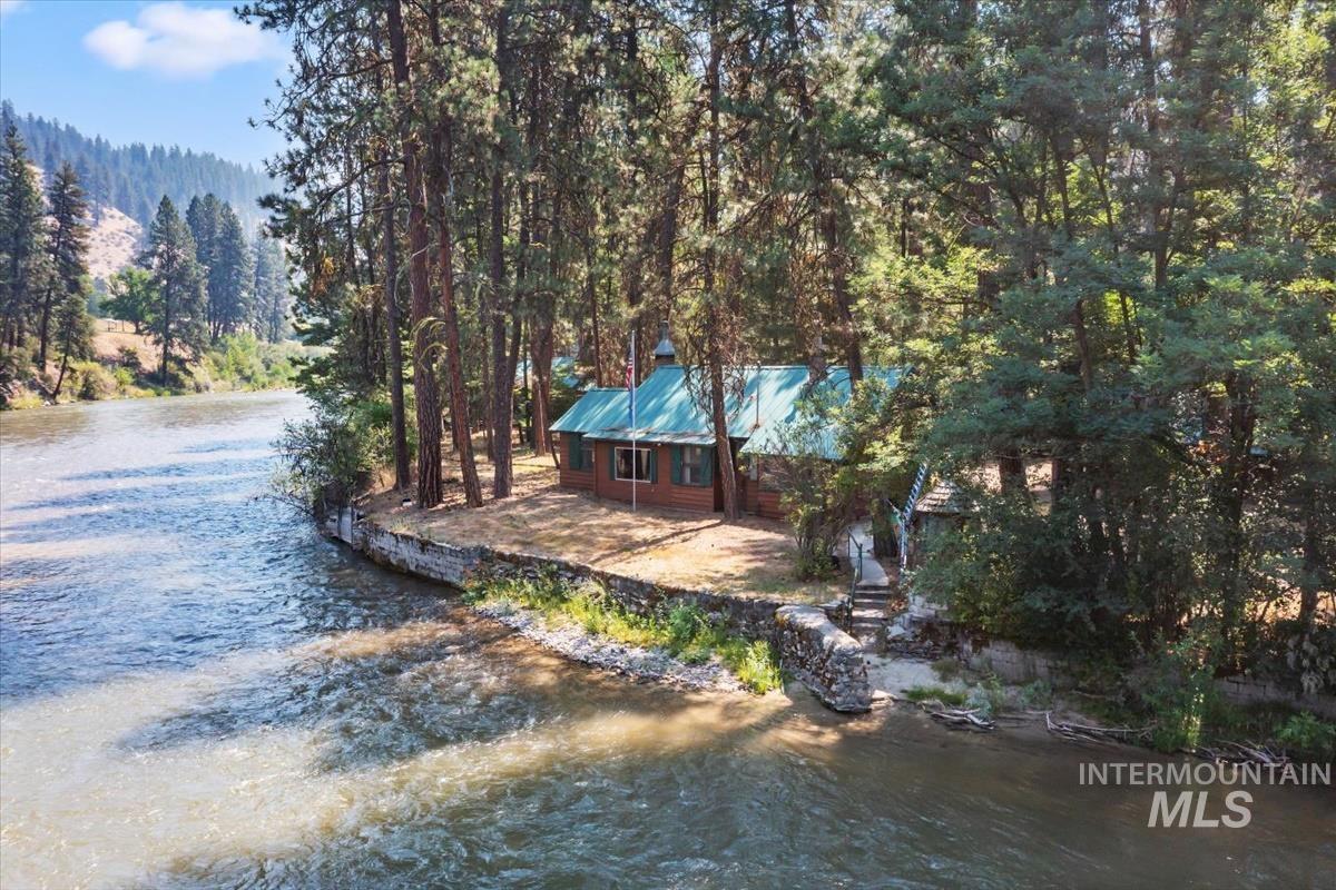 29 River Run Way Property Photo 4