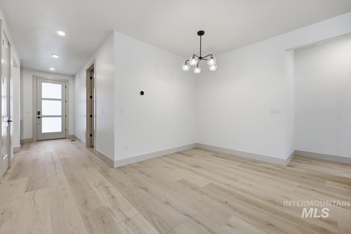 852 W Circinae St Property Photo 18