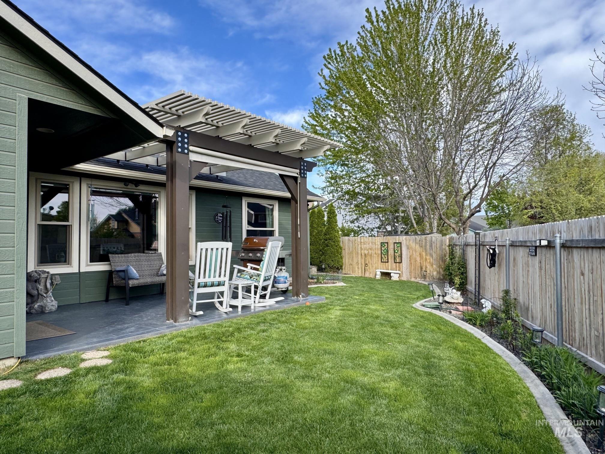 16825 N Darmady Property Photo 39