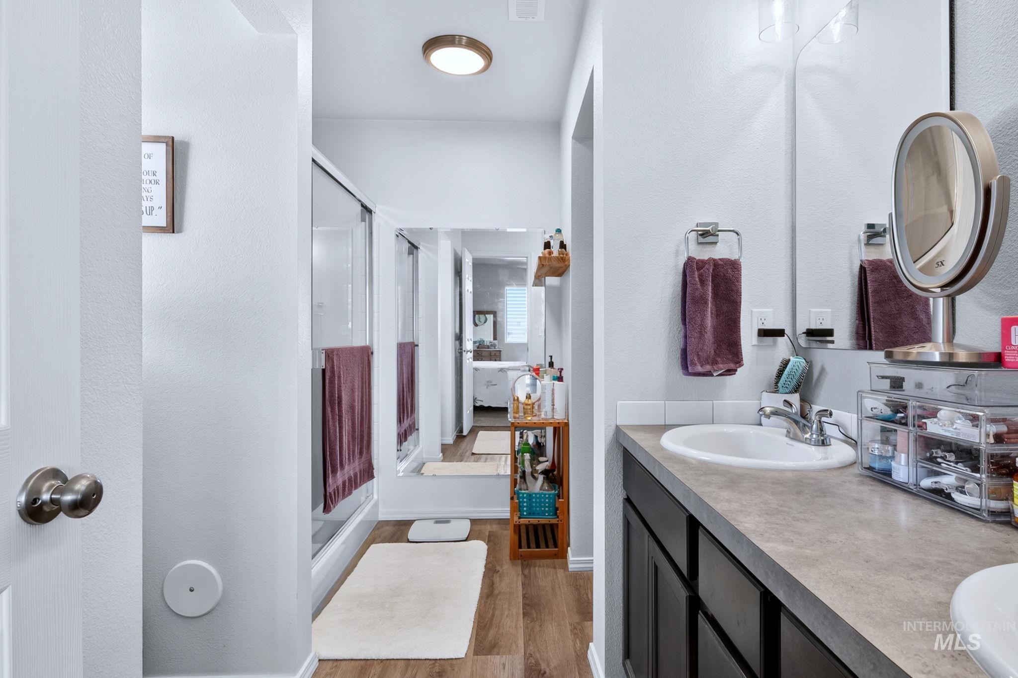 13203 S Wind River Ave. Property Photo 12