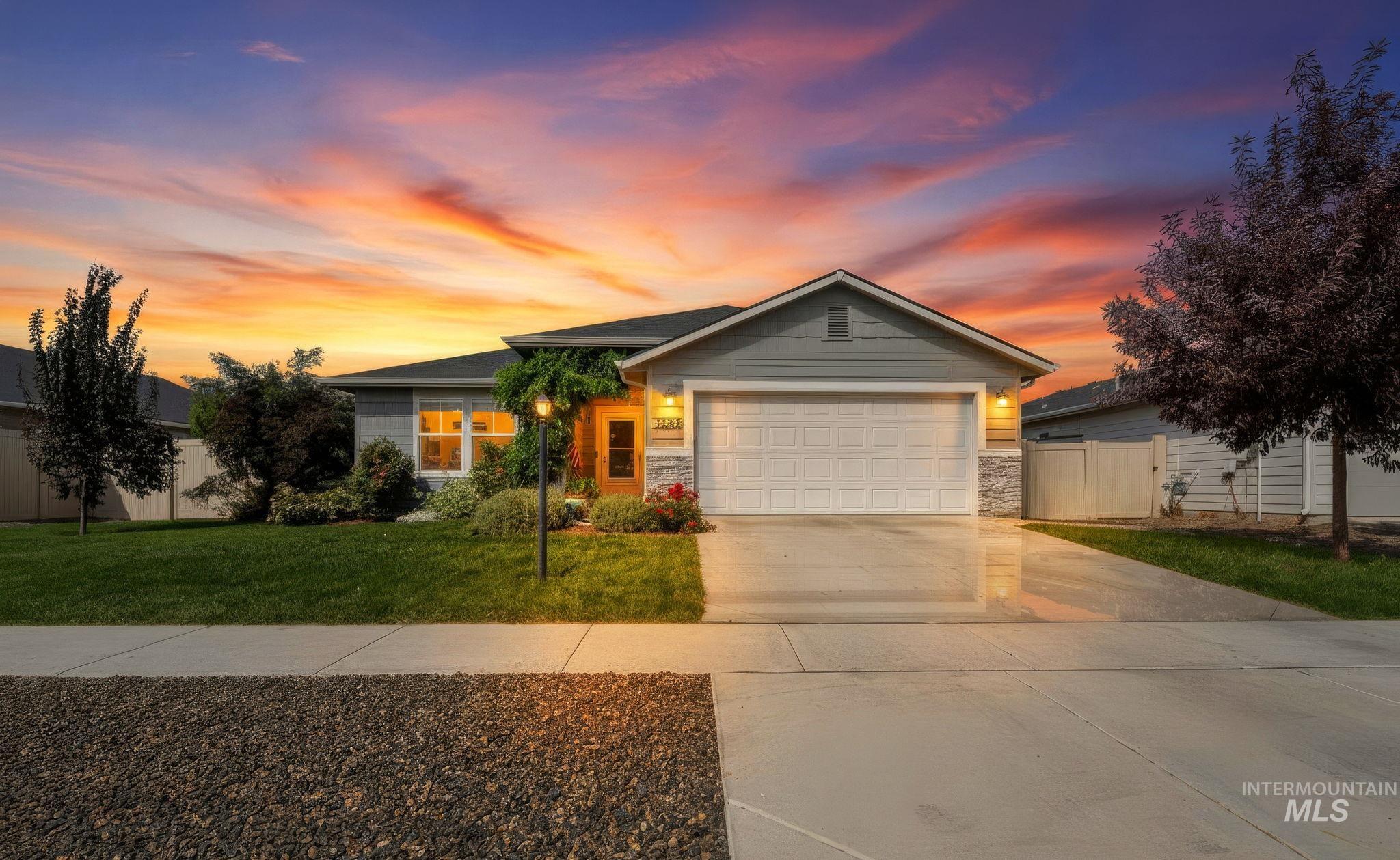 13203 S Wind River Ave. Property Photo 32