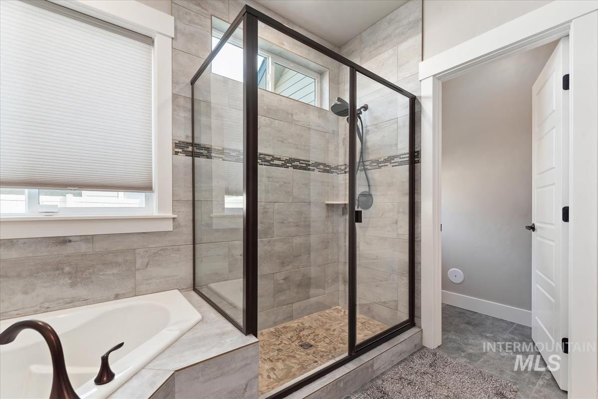 15243 Flora Springs Way Property Photo 23