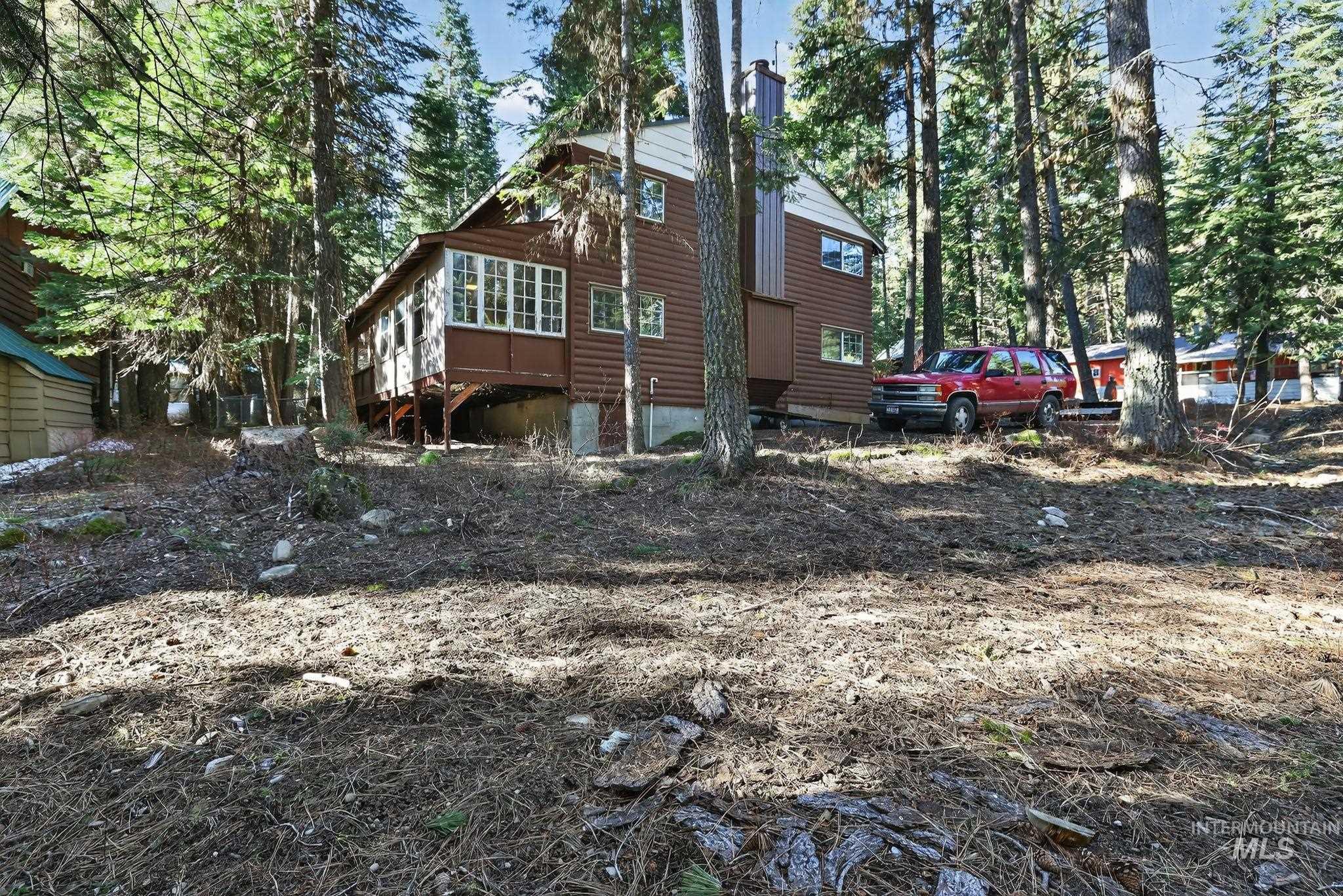 654 Bings Rd Property Photo 1