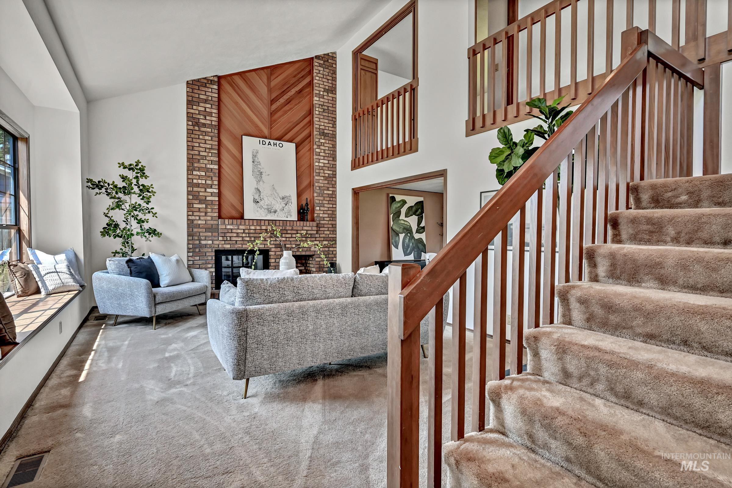 254 E Old Saybrook Property Photo 4