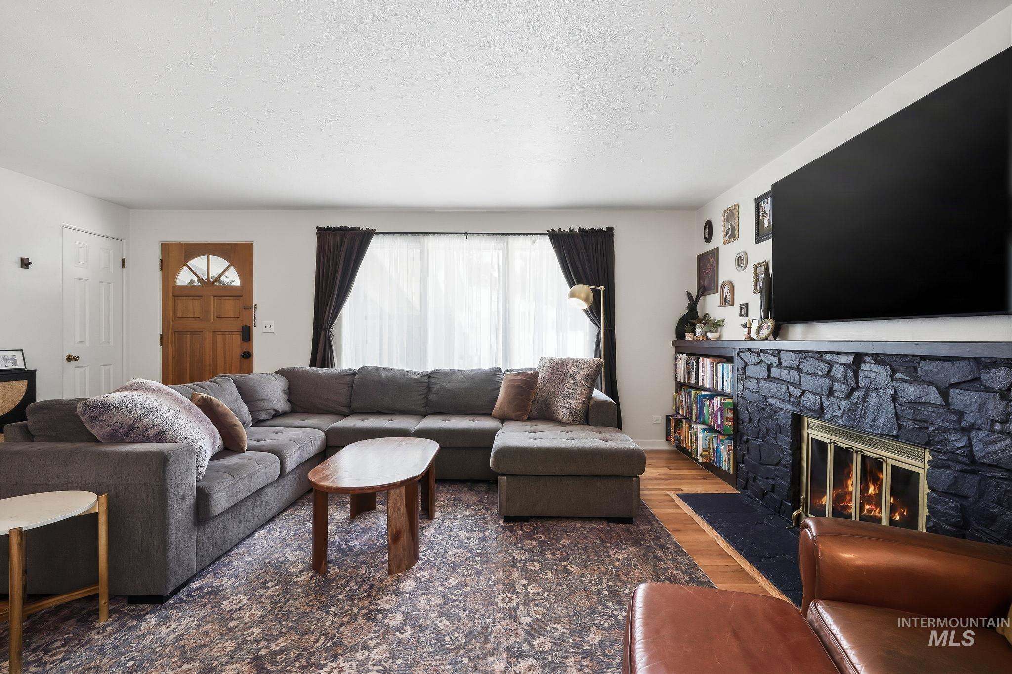 1851 S Rand Street Property Photo 8