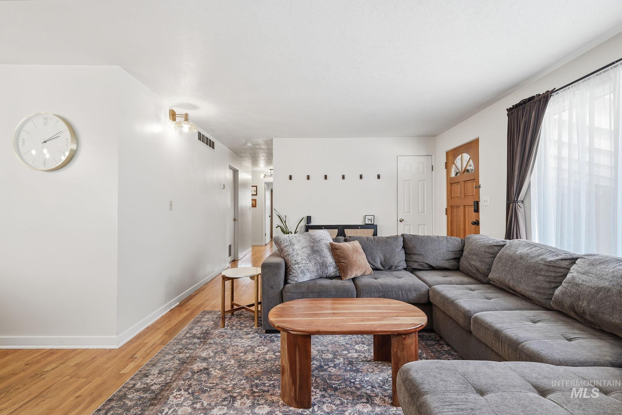 1851 S Rand Street Property Photo 9