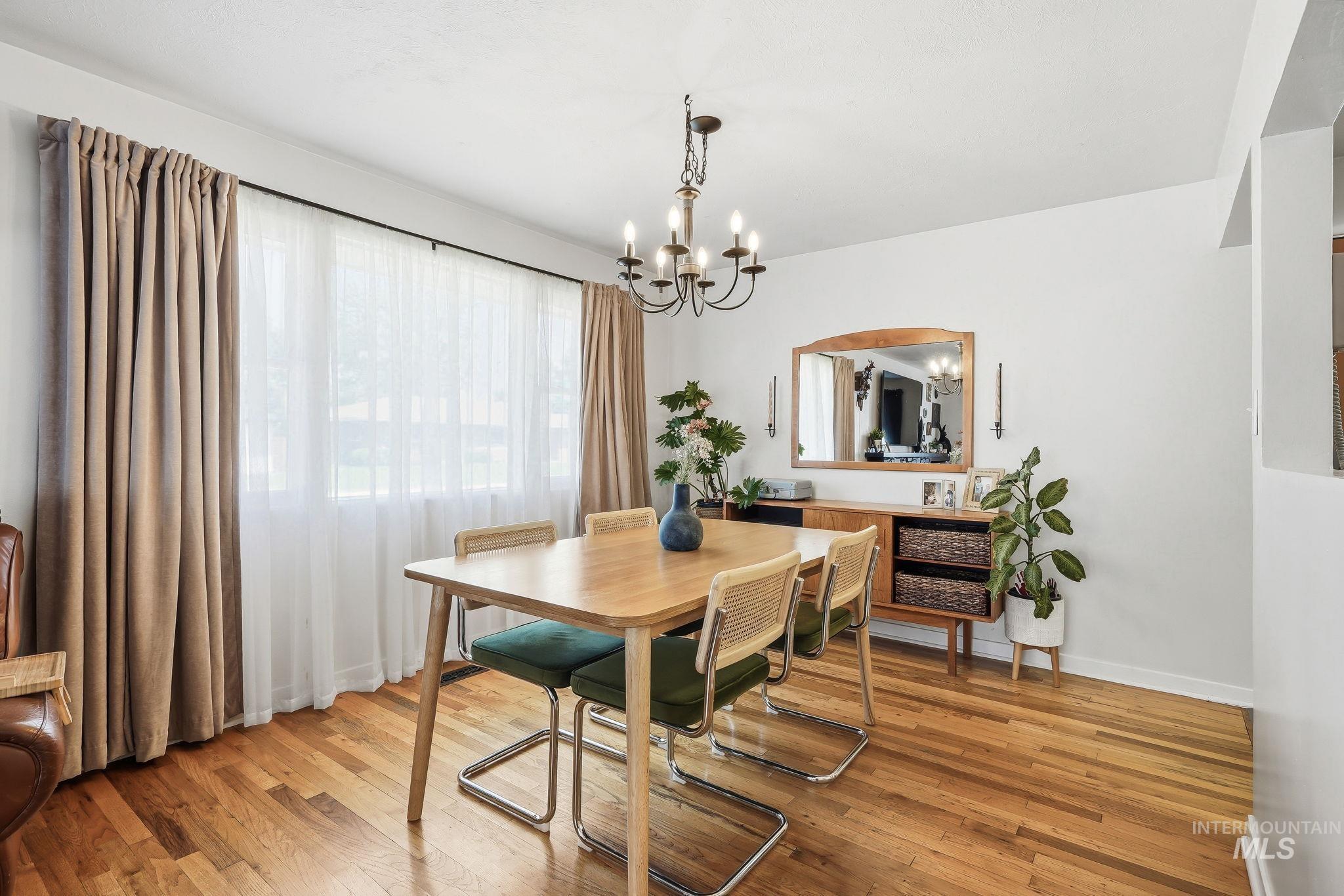 1851 S Rand Street Property Photo 12