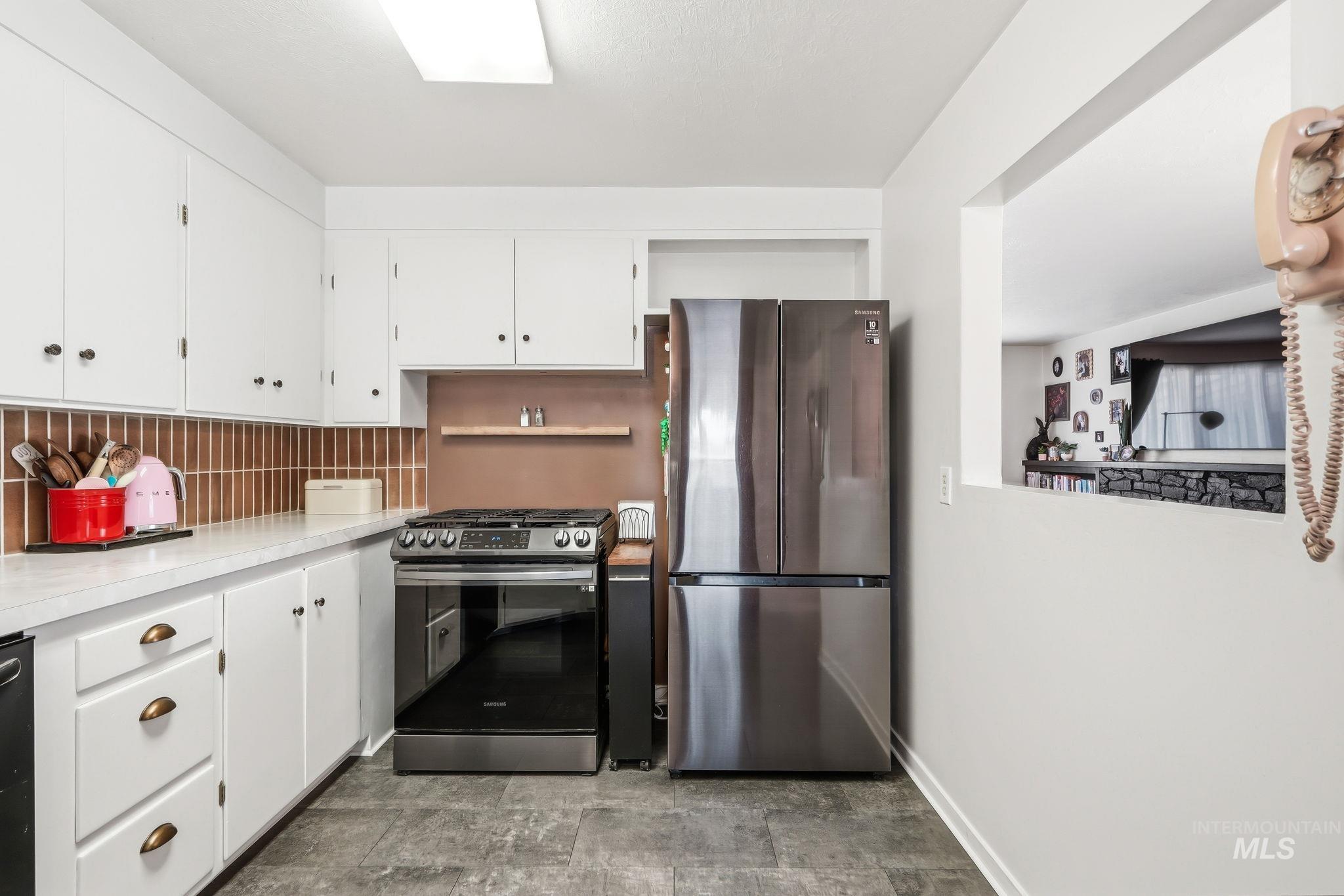 1851 S Rand Street Property Photo 18