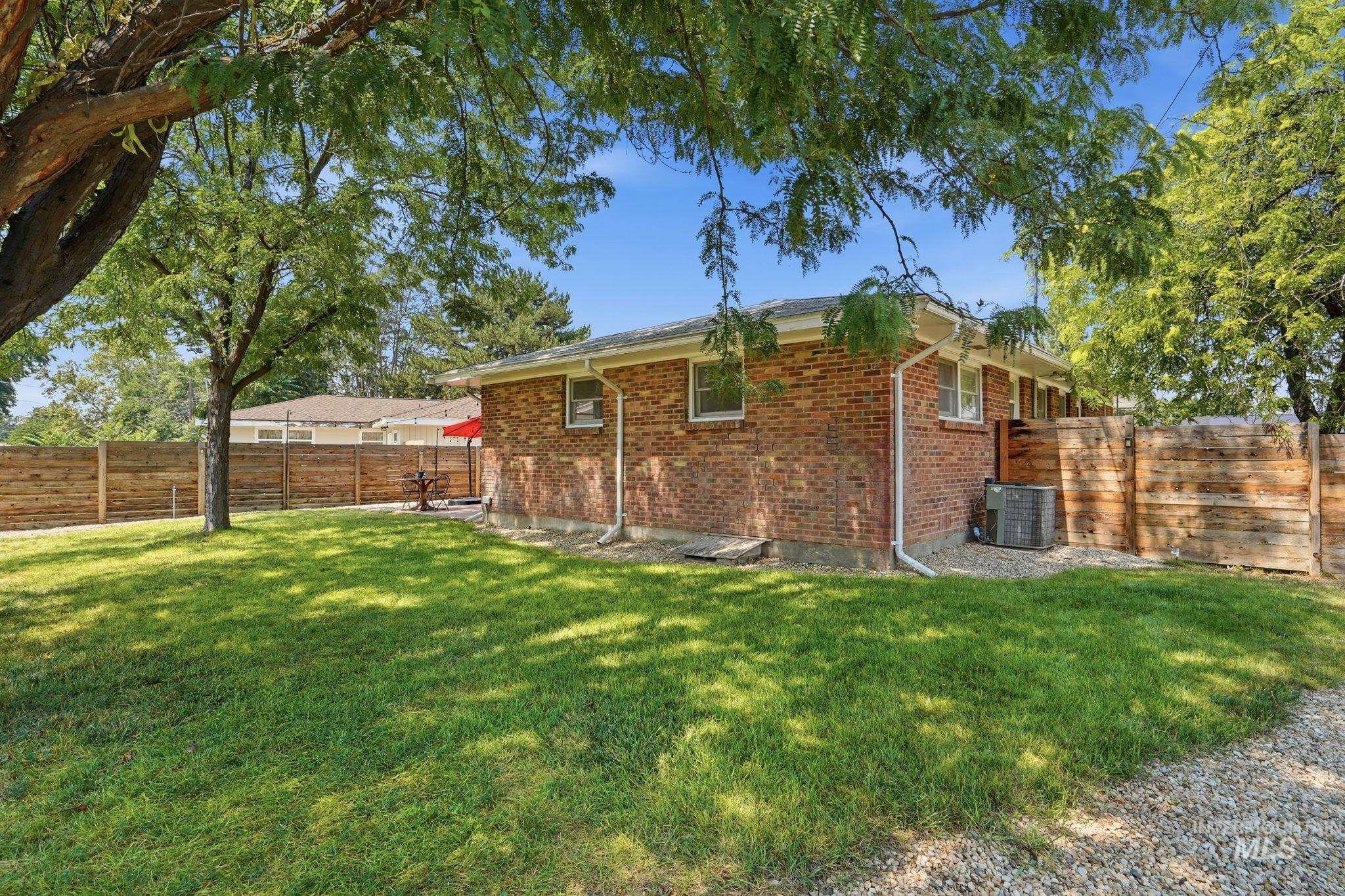 1851 S Rand Street Property Photo 34
