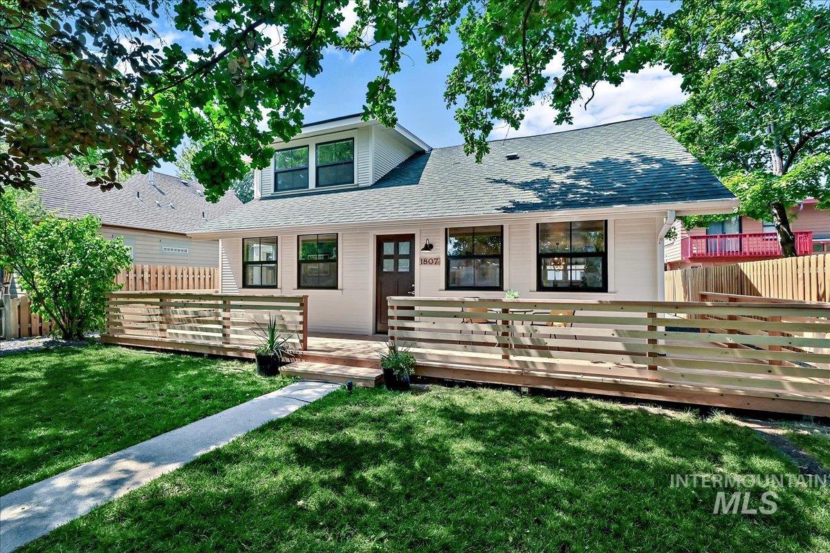 1807 S Euclid Ave Property Photo 3