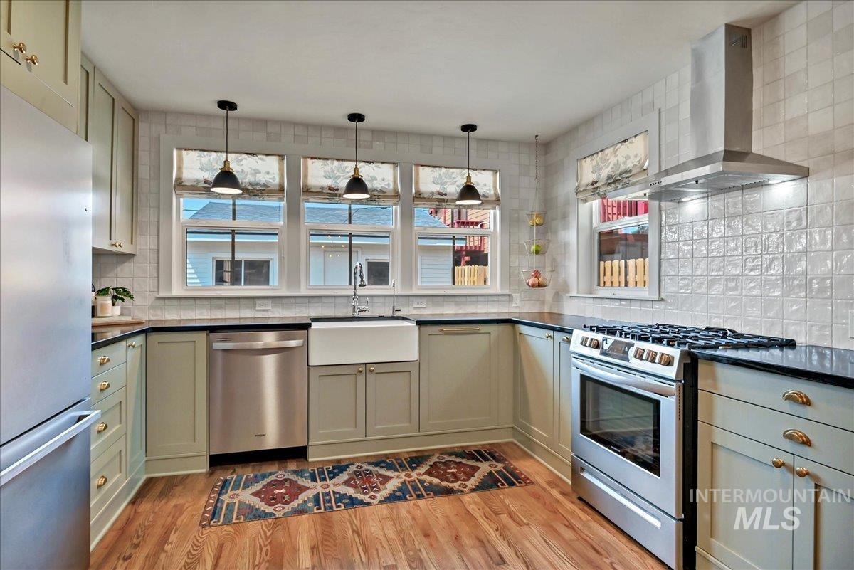 1807 S Euclid Ave Property Photo 9