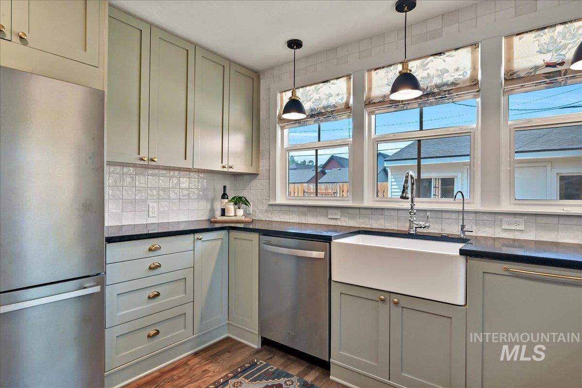 1807 S Euclid Ave Property Photo 10