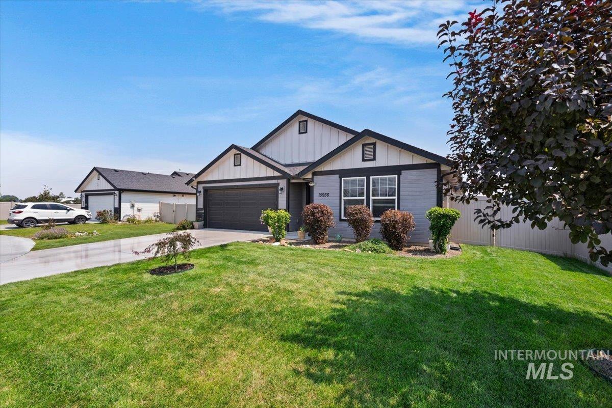 15936 N Freestone Way Property Photo 4