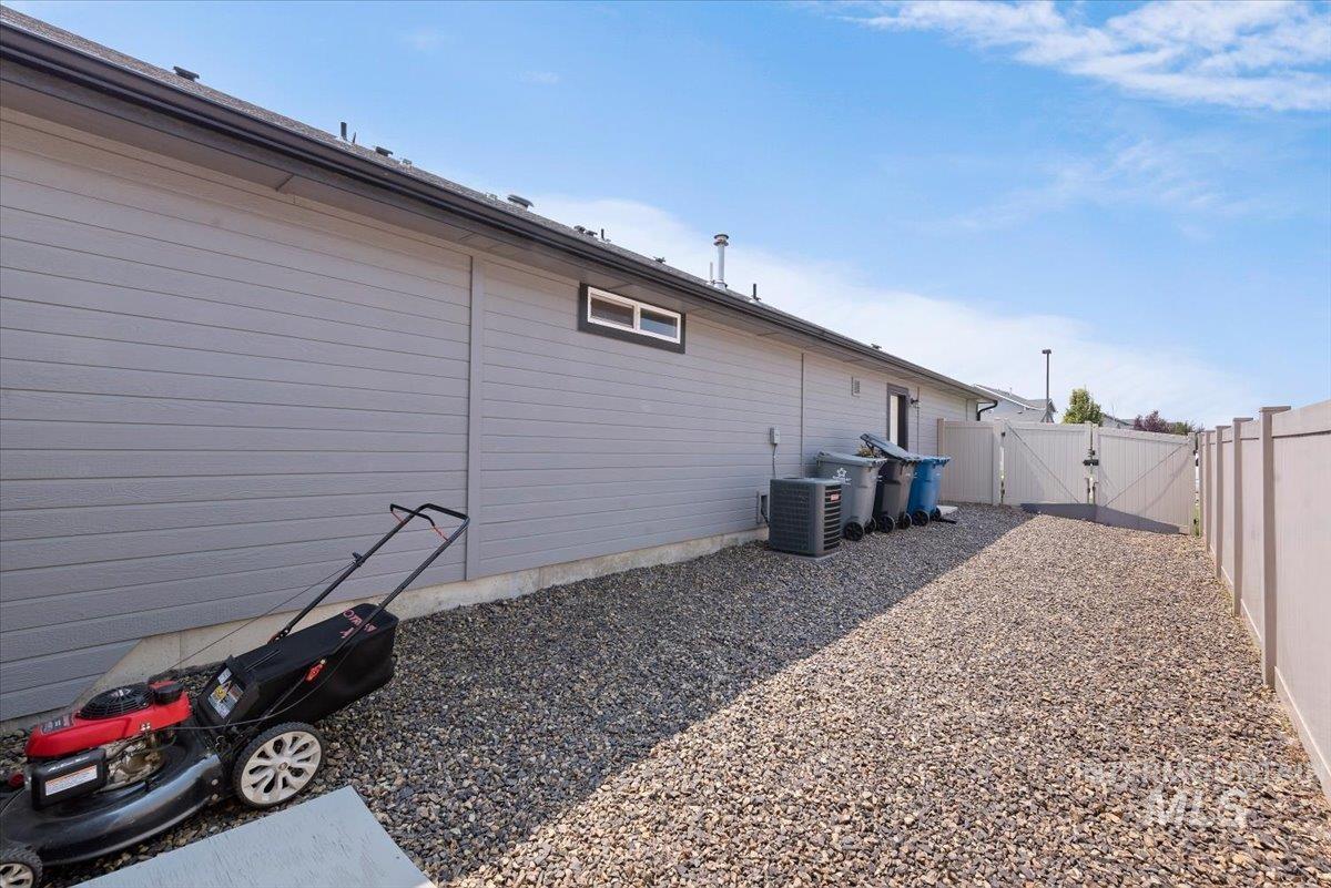 15936 N Freestone Way Property Photo 30