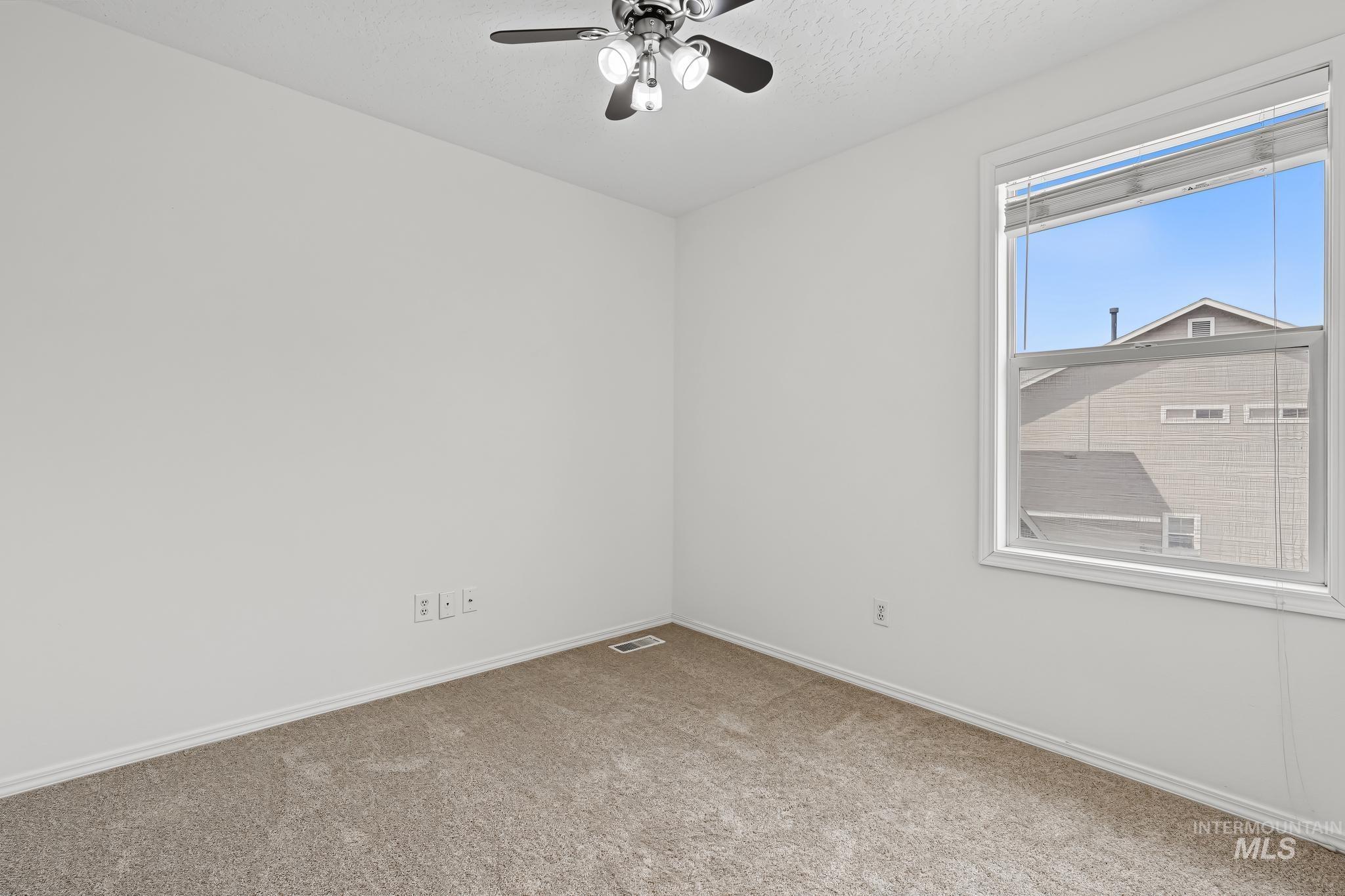 1807 Fairoaks Dr. Property Photo 13
