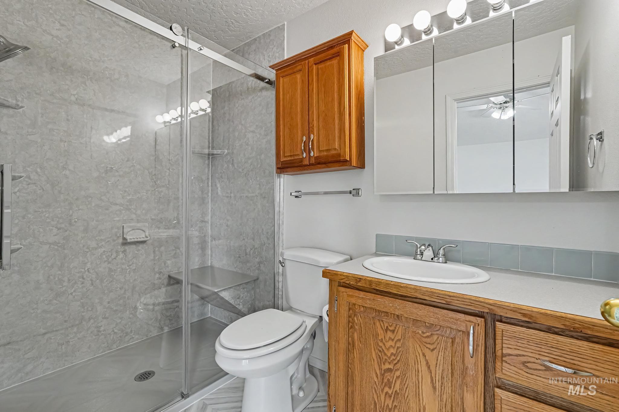 1807 Fairoaks Dr. Property Photo 22