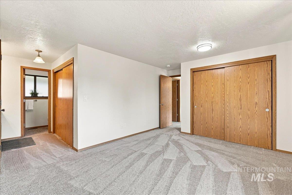 590 S Malaga Ln Property Photo 22