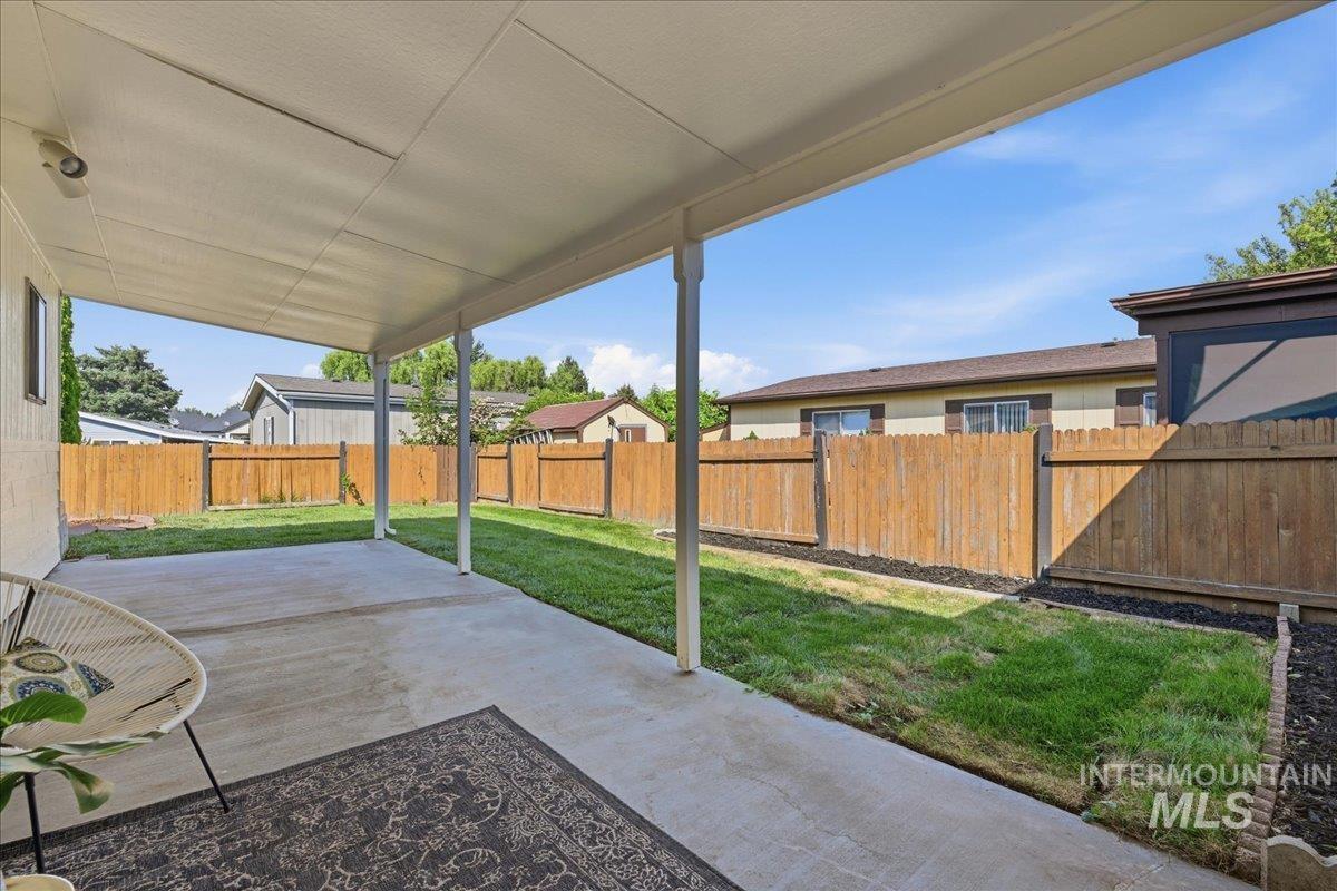 590 S Malaga Ln Property Photo 32
