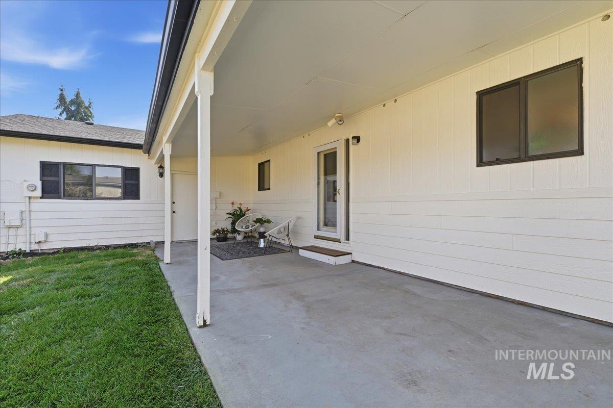590 S Malaga Ln Property Photo 33