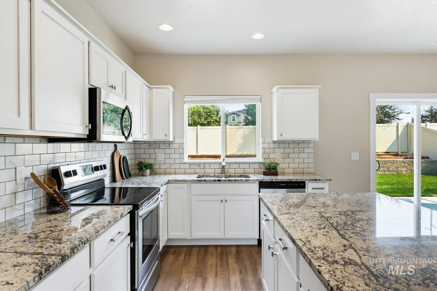 3794 W Peak Cloud Ct Property Photo 18