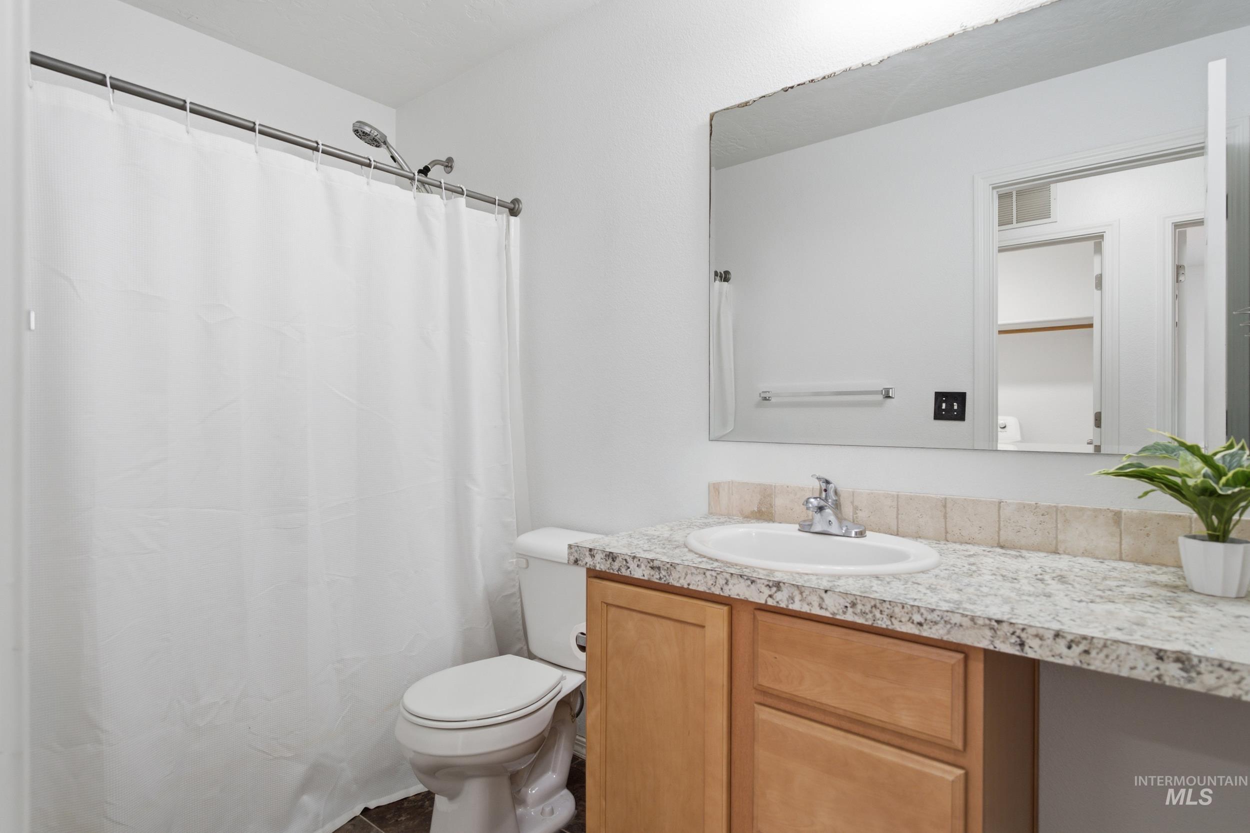 16578 Berkley Ave Property Photo 19