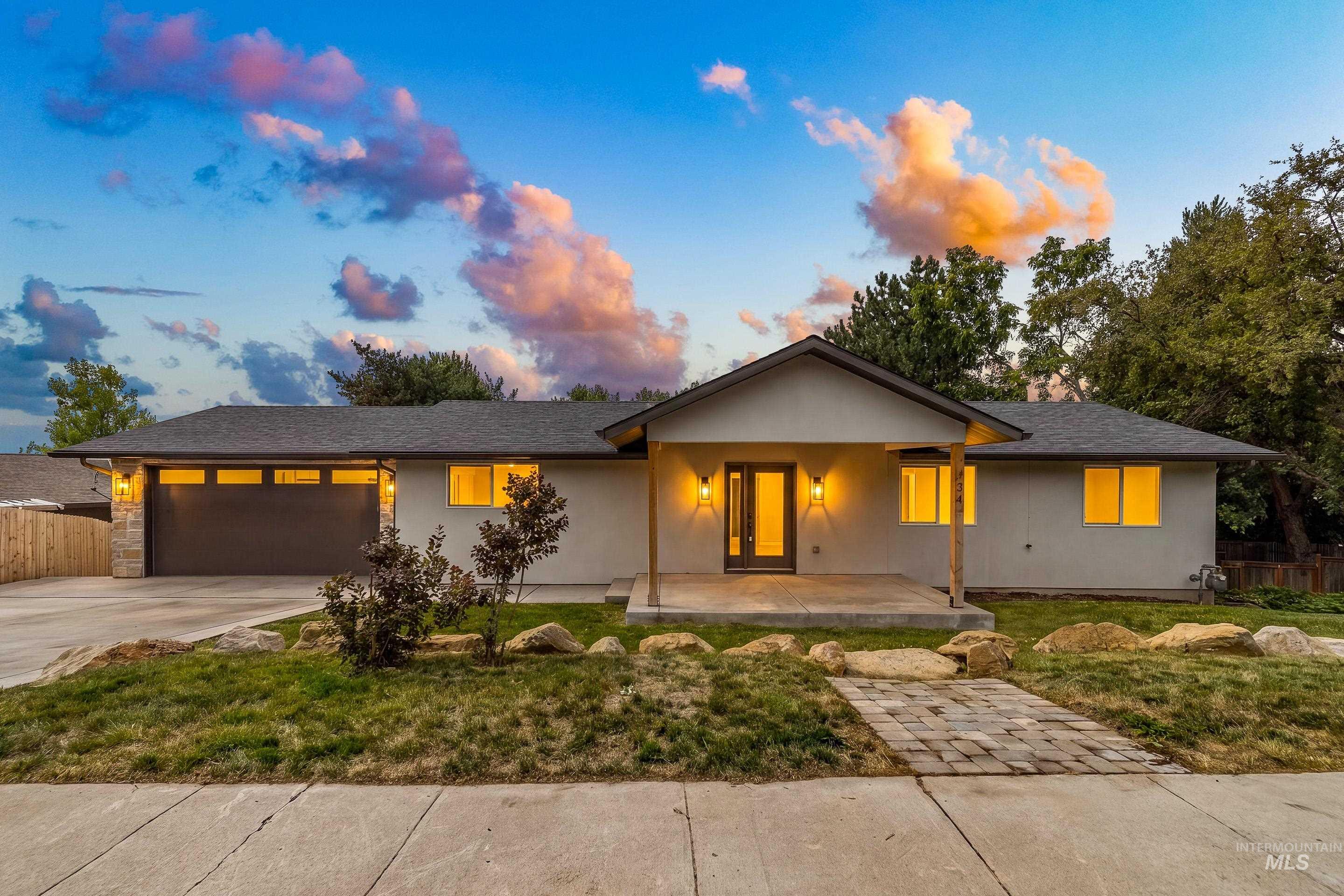 2287 S Toluka Way
