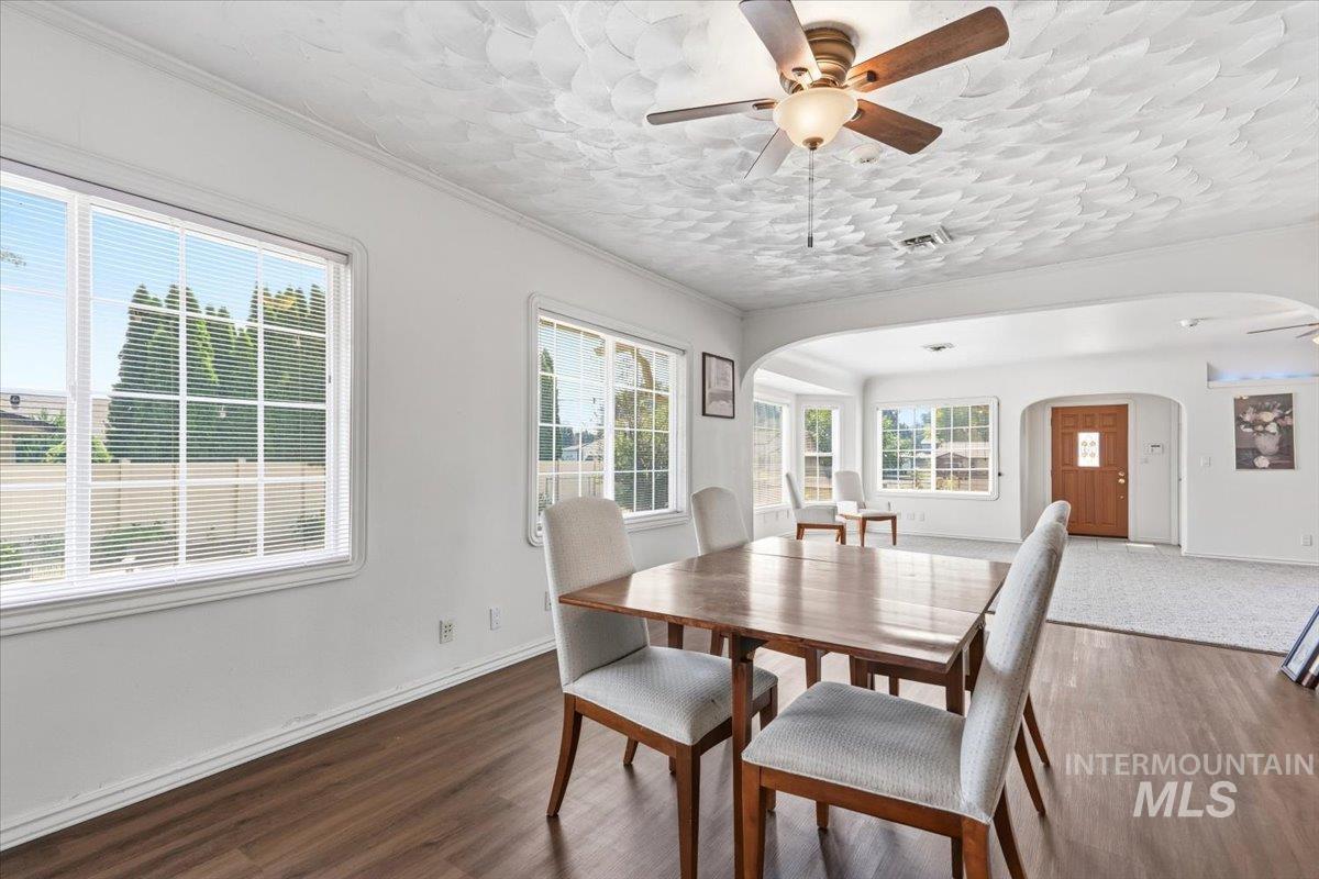 1224 W Orchard Avenue Property Photo 12