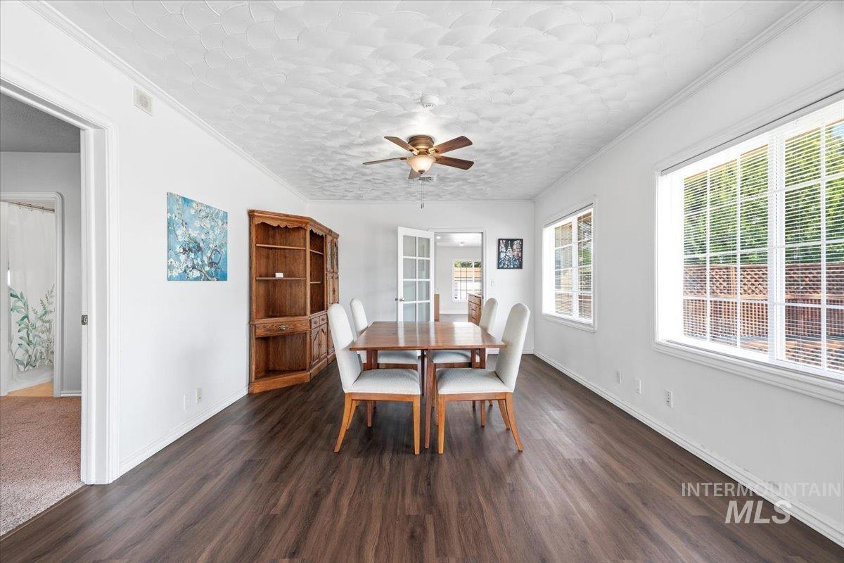 1224 W Orchard Avenue Property Photo 13