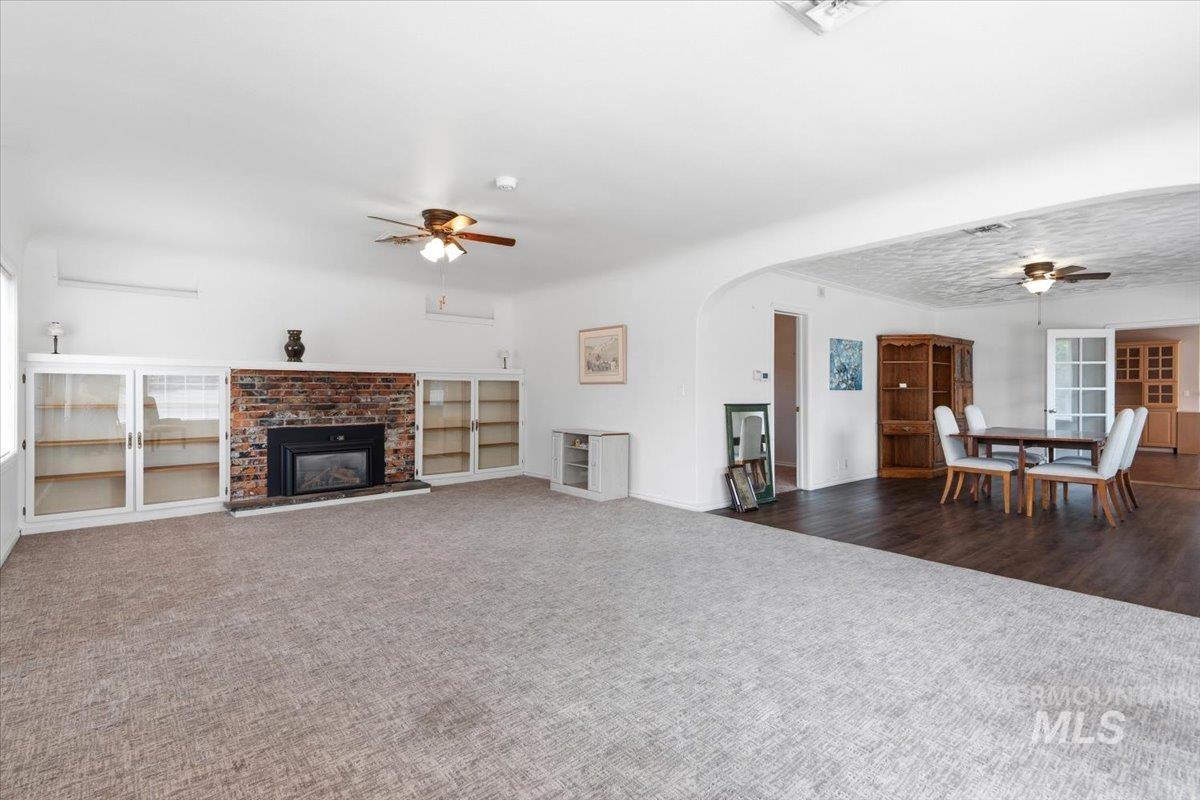 1224 W Orchard Avenue Property Photo 15