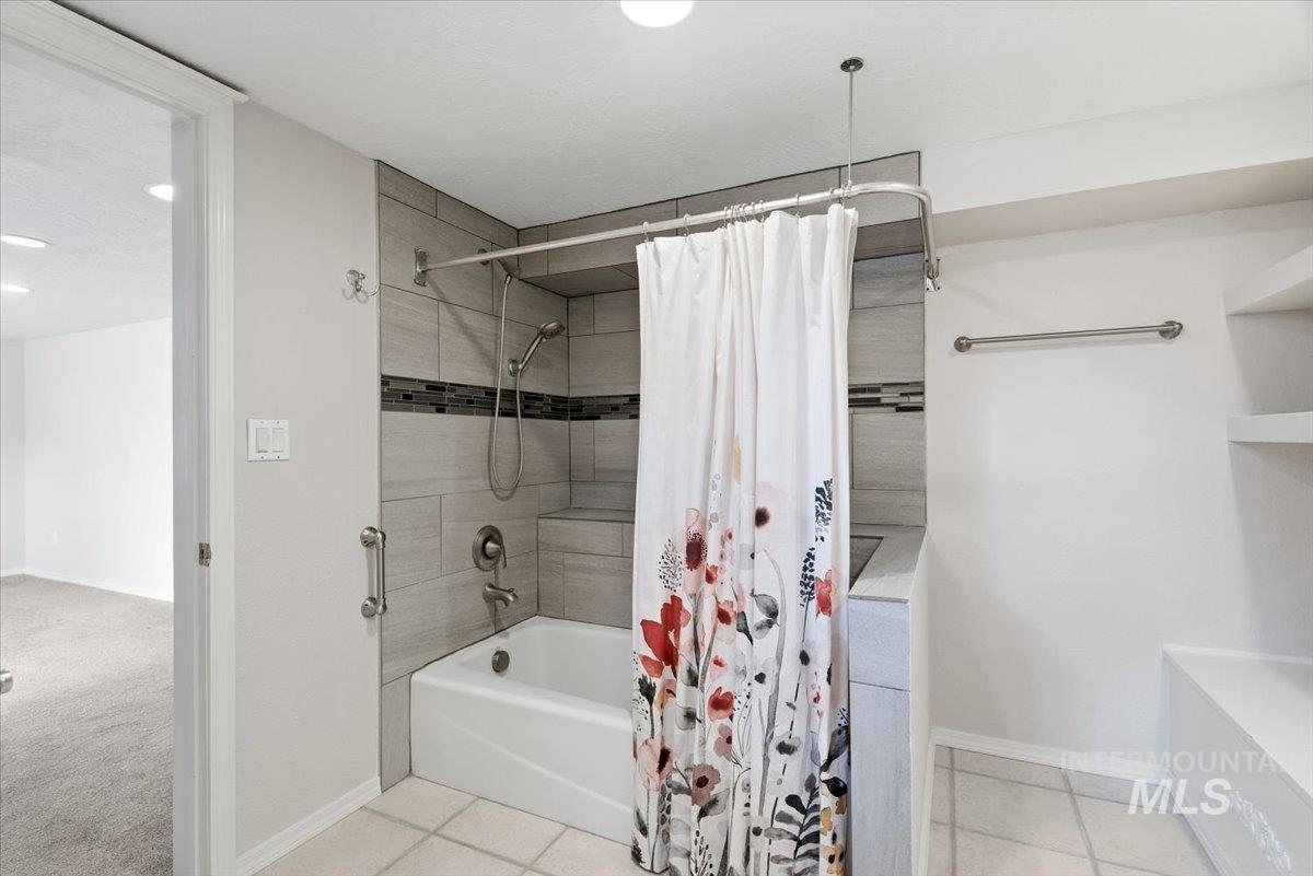 1224 W Orchard Avenue Property Photo 33