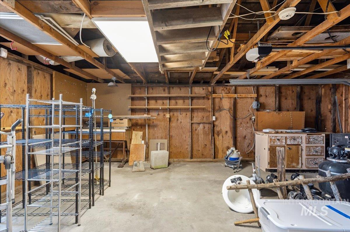 1224 W Orchard Avenue Property Photo 37