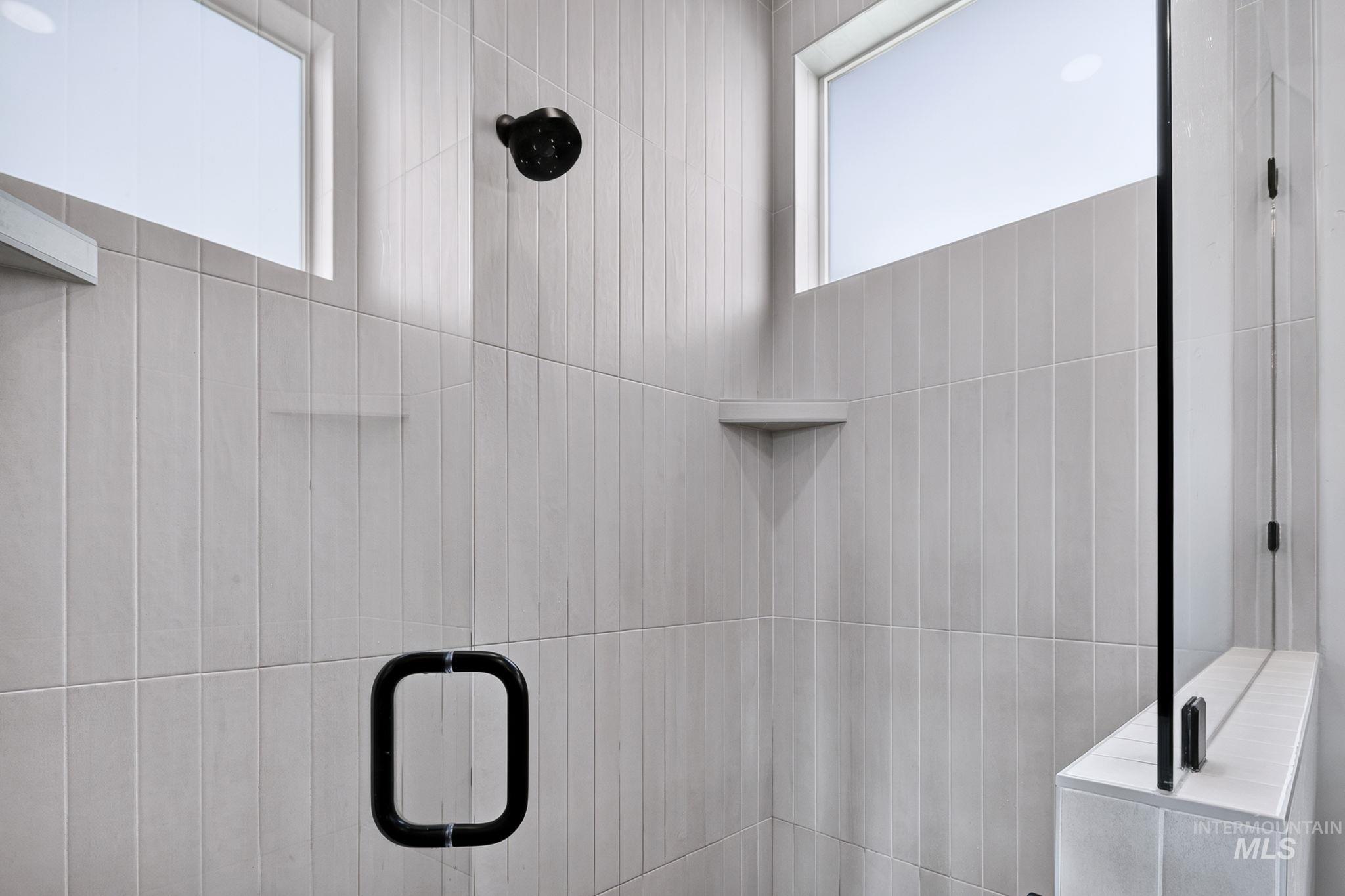 1916 S Meteor Way Property Photo 27