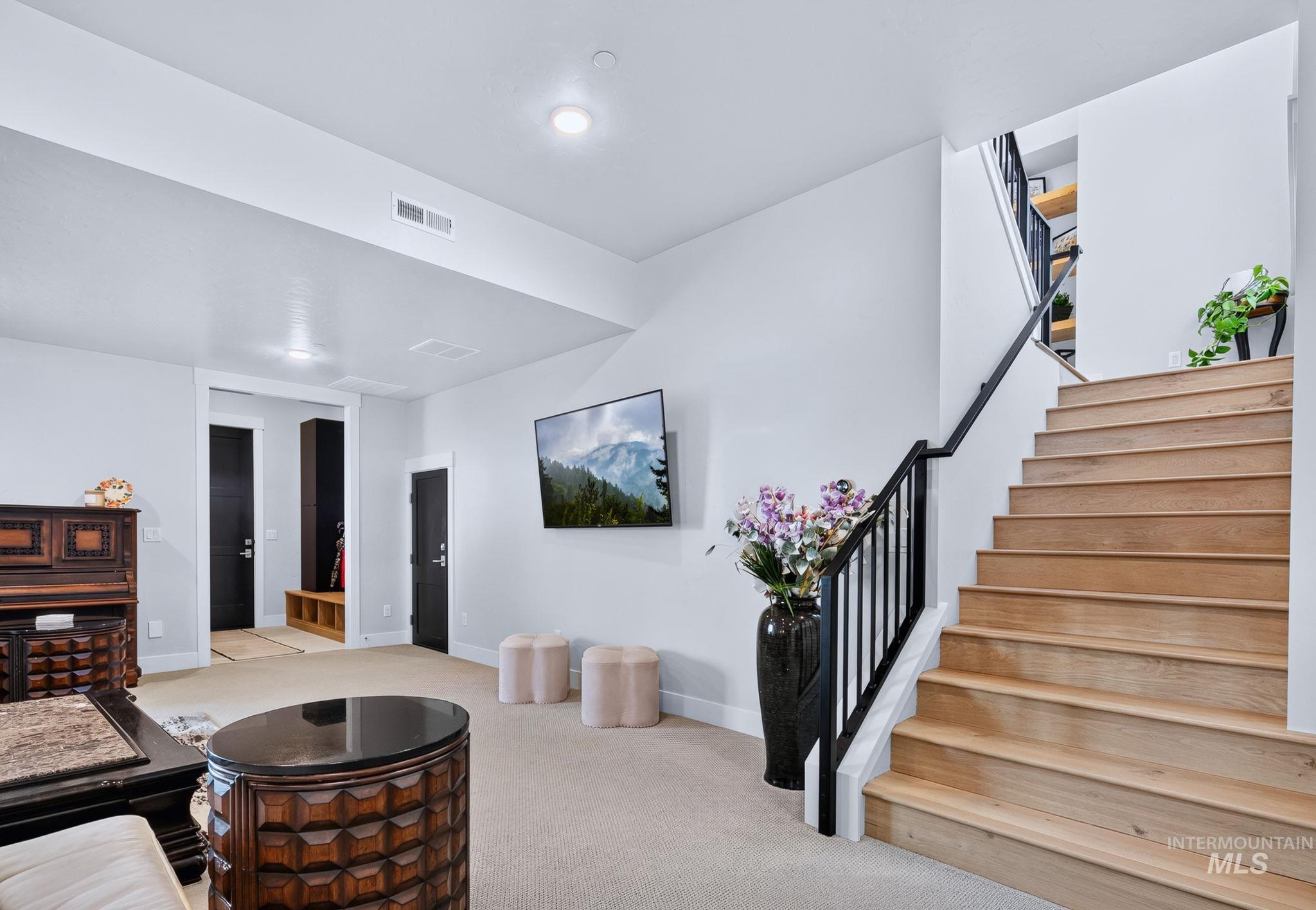 1916 S Meteor Way Property Photo 29