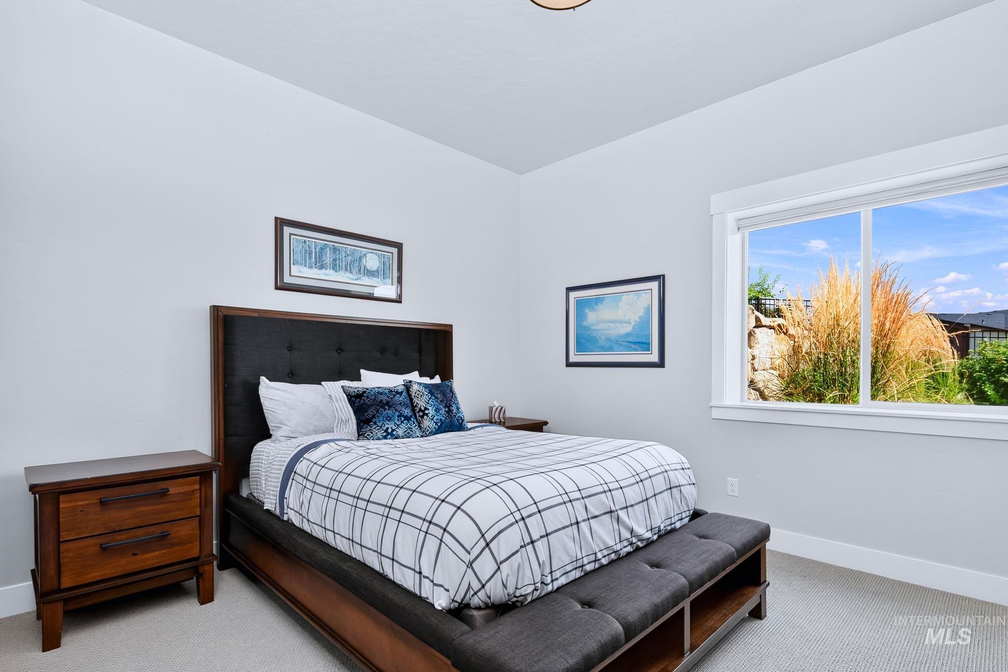1916 S Meteor Way Property Photo 37