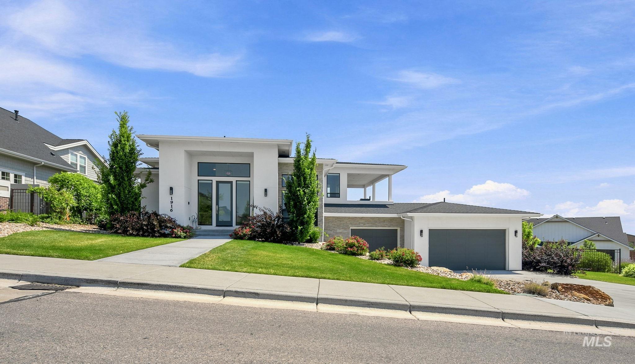 1916 S Meteor Way Property Photo 46