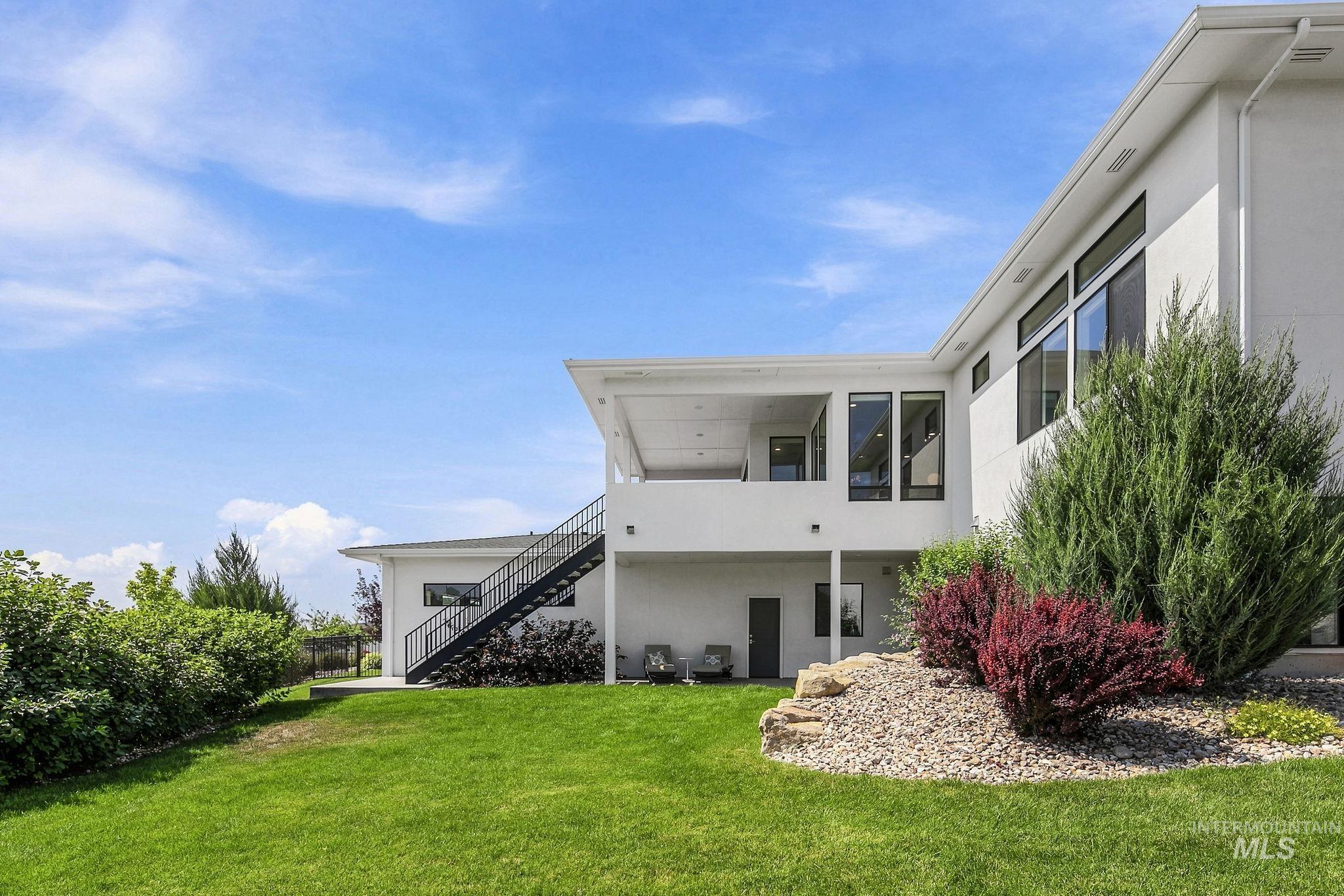 1916 S Meteor Way Property Photo 49