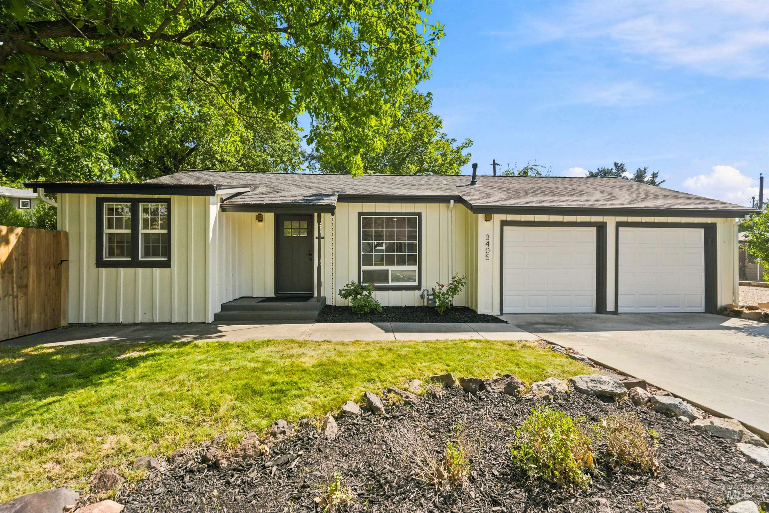 3405 W Plant Drive Property Photo 1