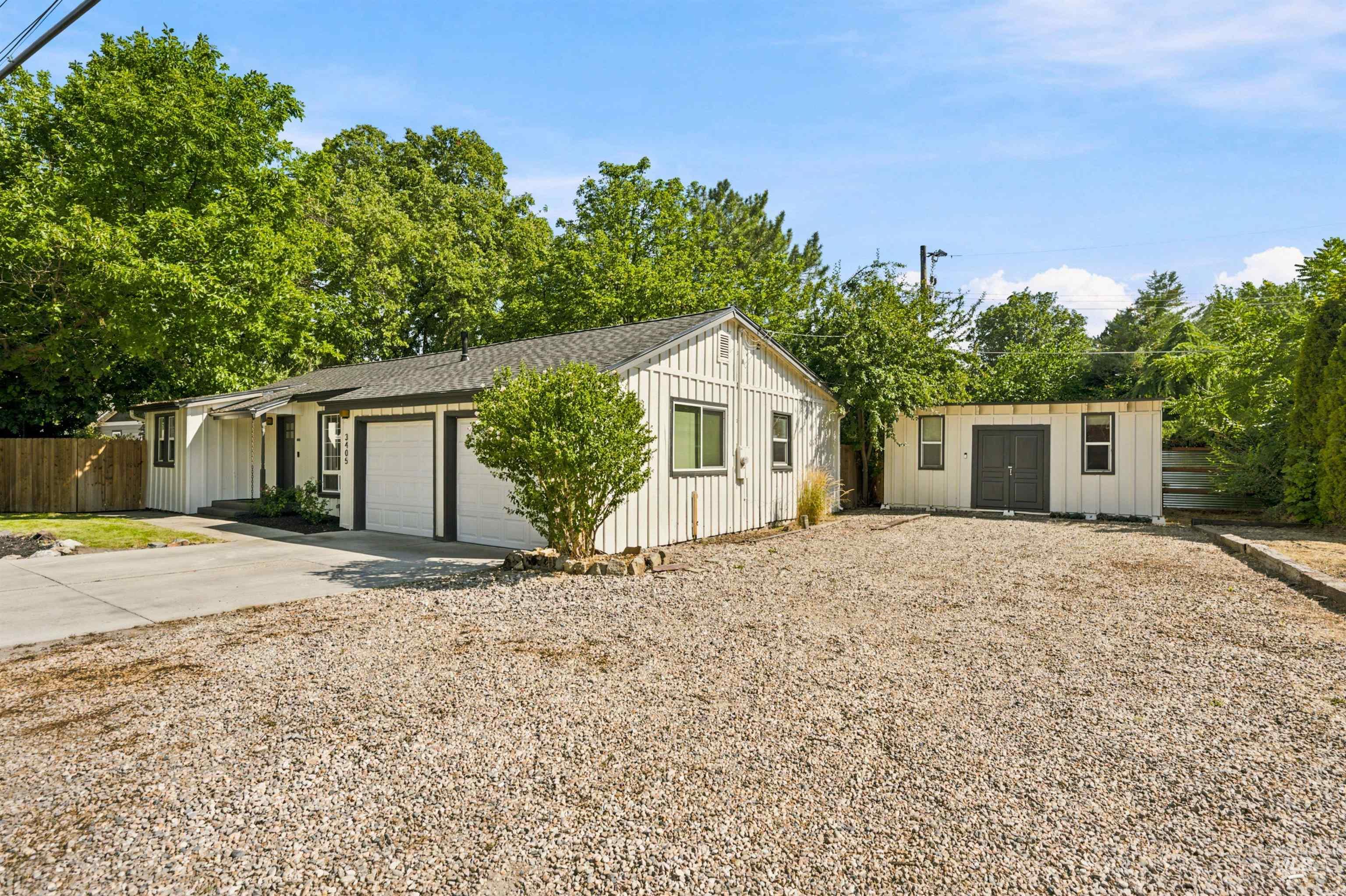 3405 W Plant Drive Property Photo 6