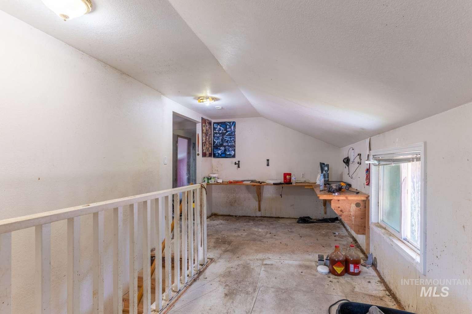 621 Teddy Ave Property Photo 19