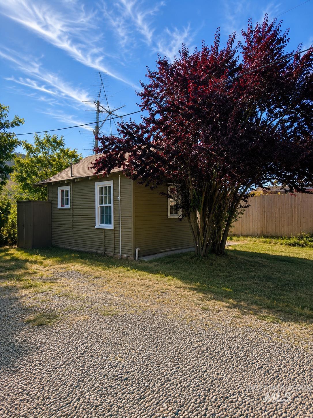 523 Highway 55 Property Photo 6
