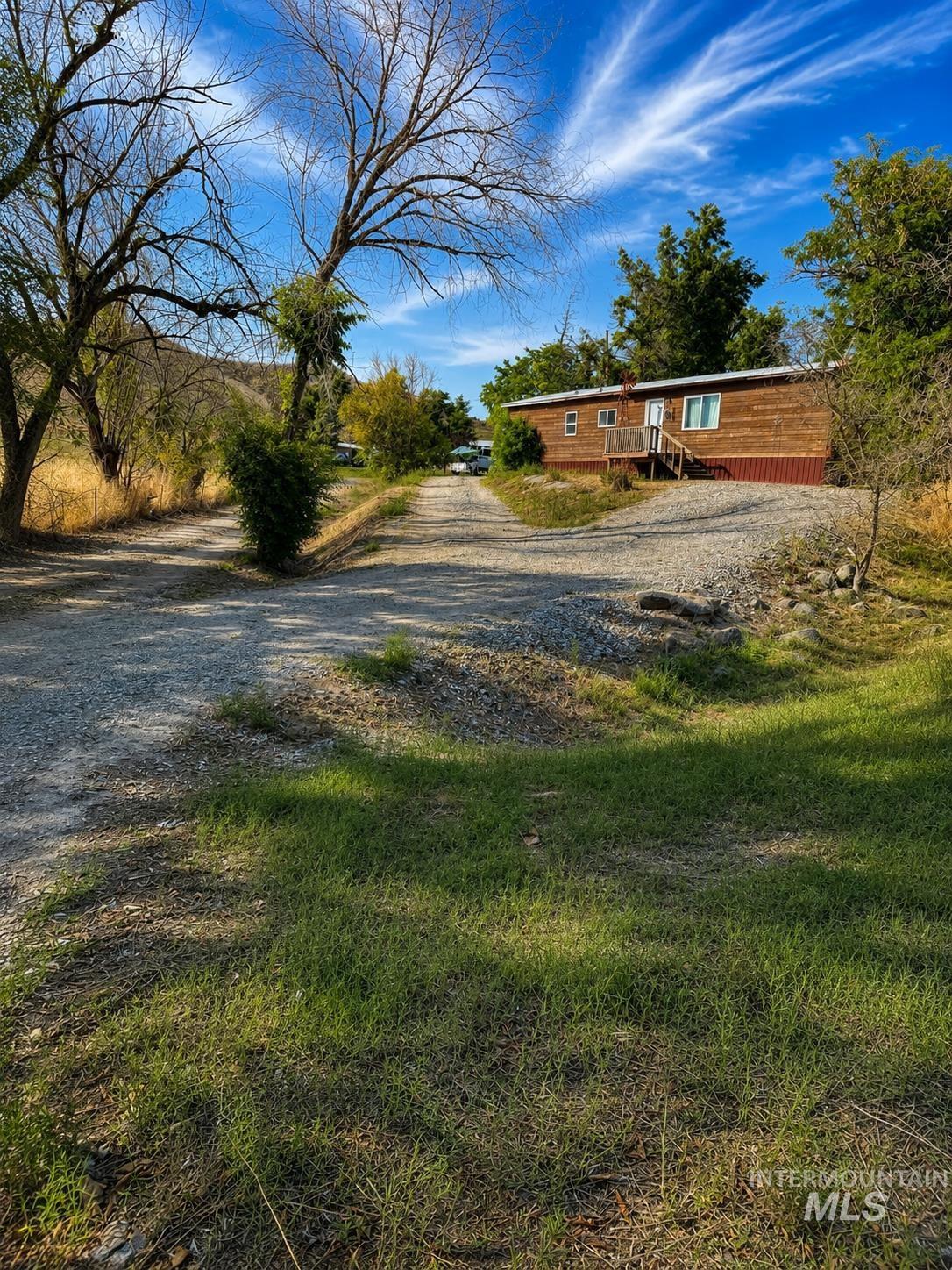 523 Highway 55 Property Photo 7