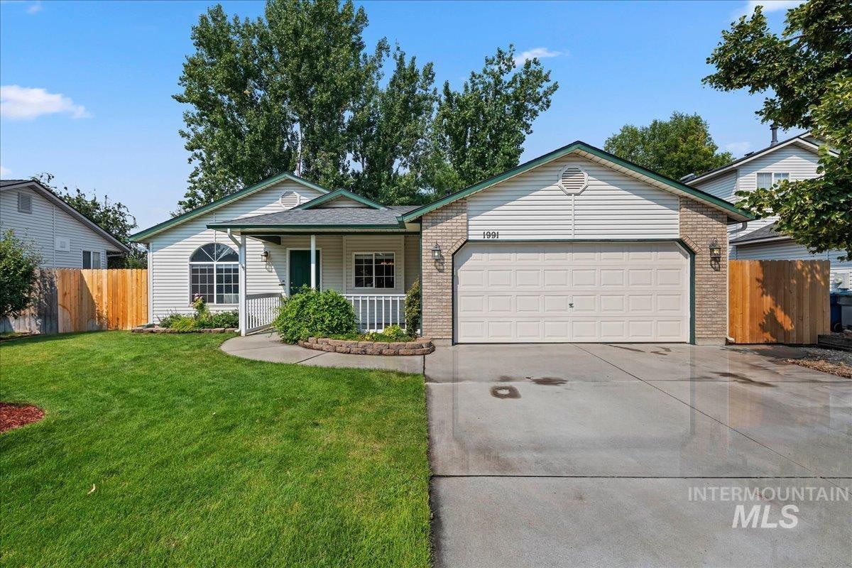 1991 S Cressida Pl Property Photo 3