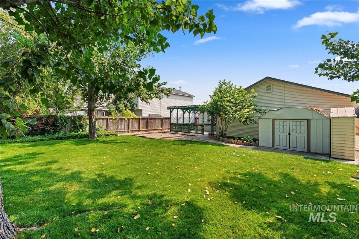 1991 S Cressida Pl Property Photo 31