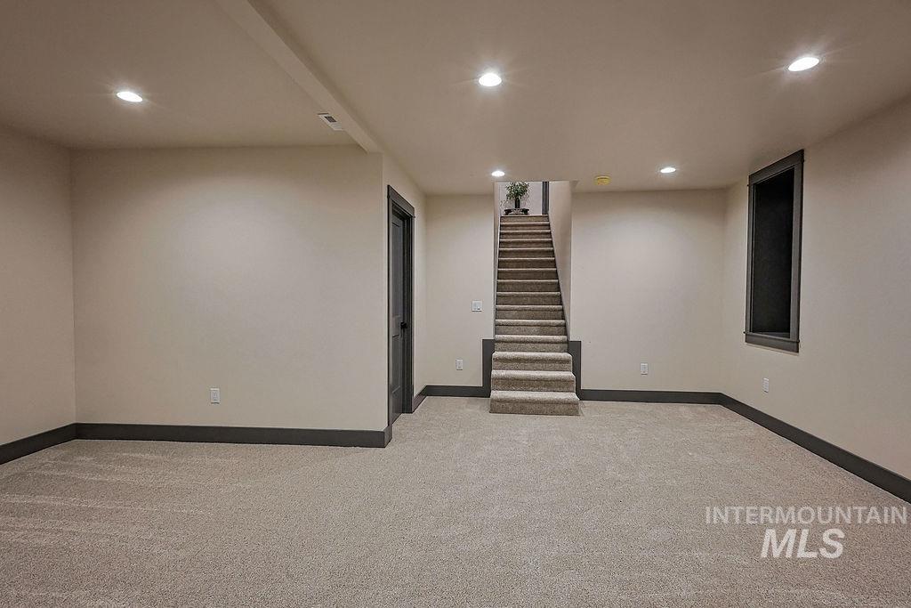 427 E 300 N Property Photo 12